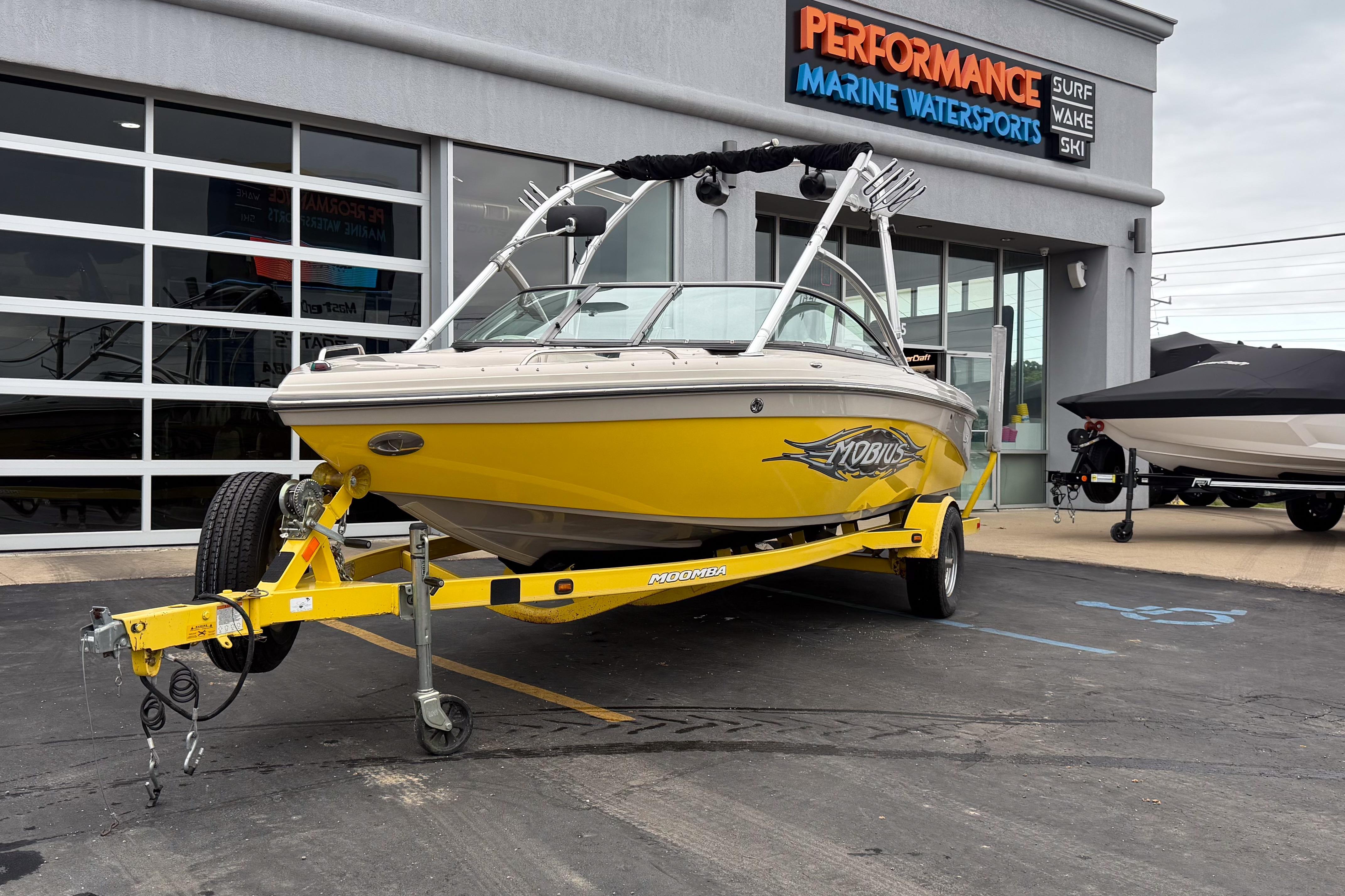 2008 Moomba Mobius LSV