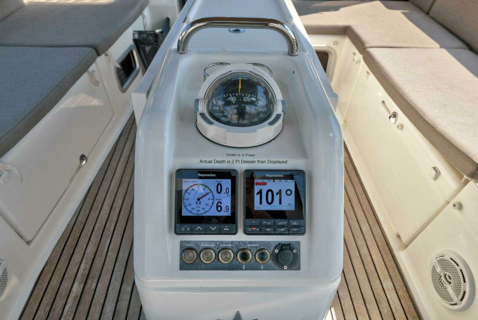 2021 Jeanneau 440 - Image 26