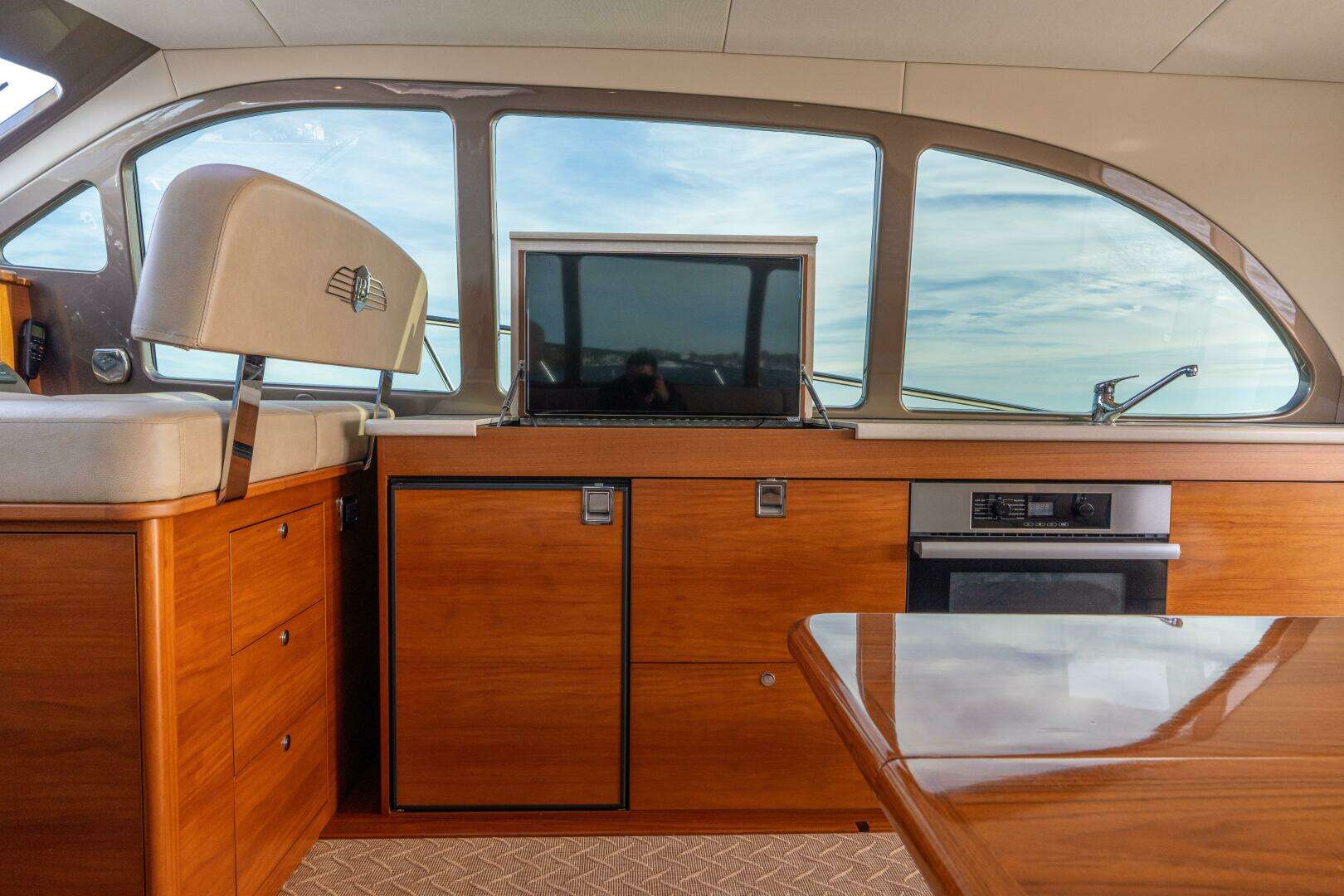 2016 Palm Beach Motor Yachts PB50 - Image 49