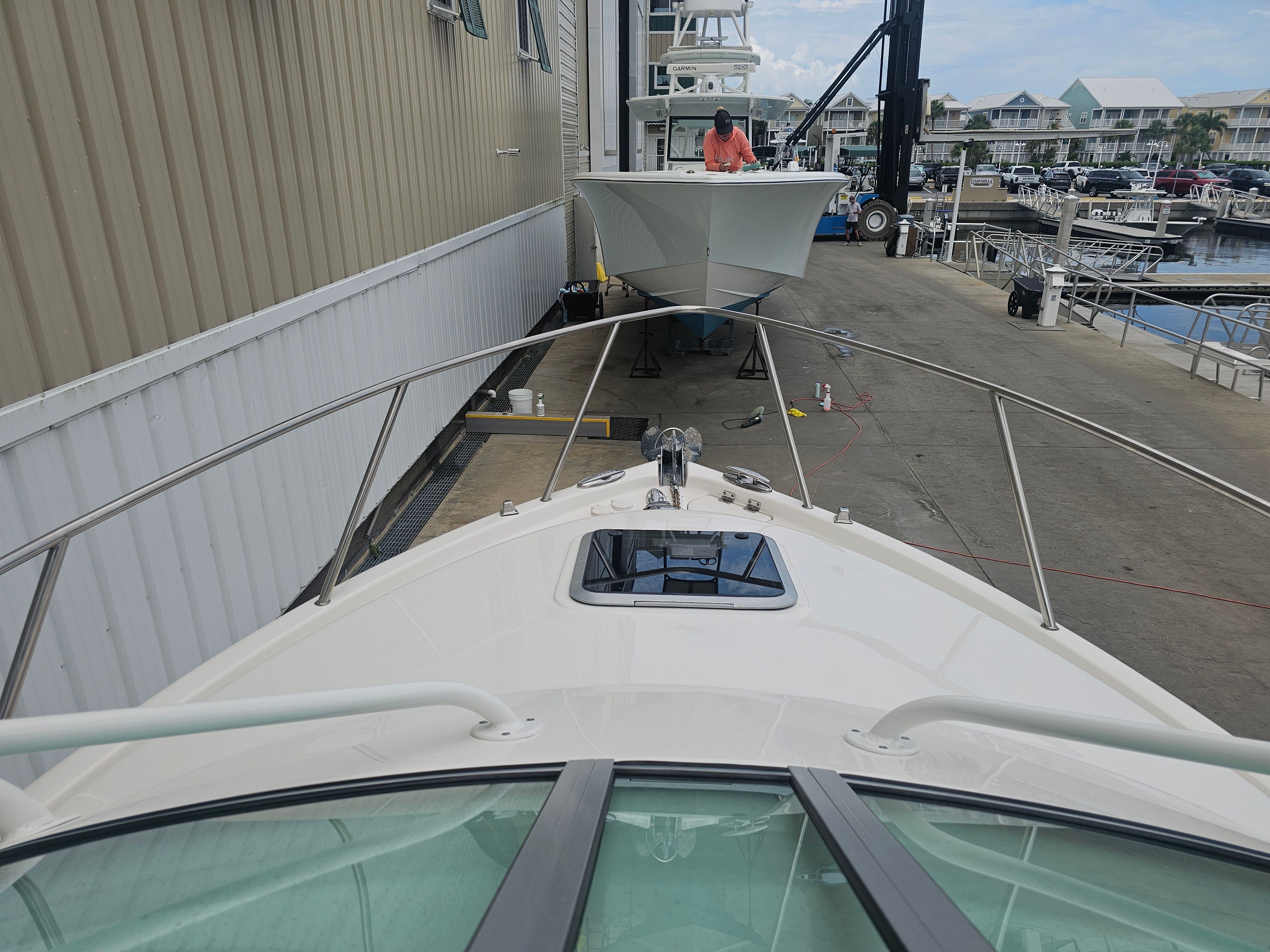 2017 Robalo R265 Walkaround - 43