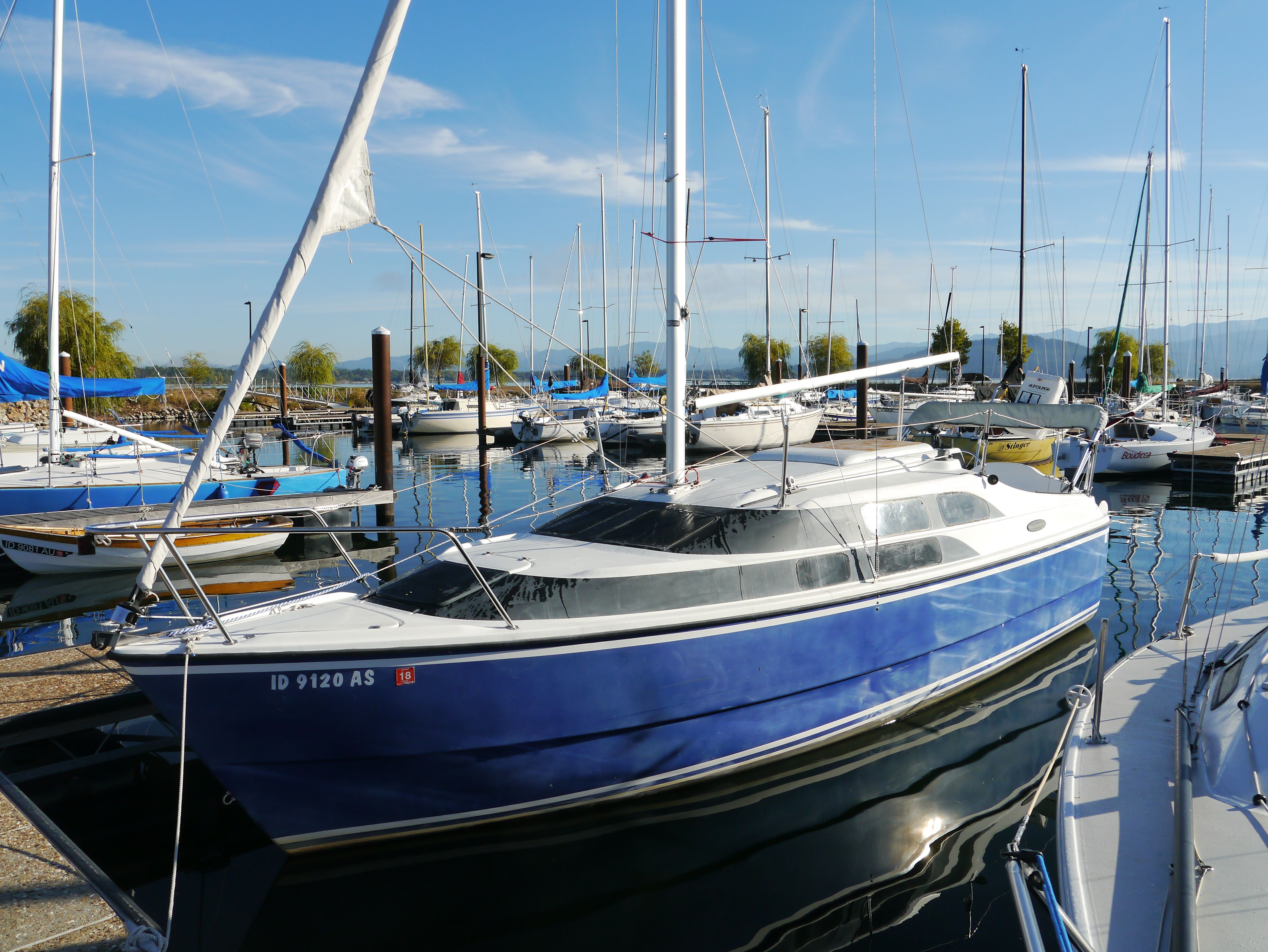 2004 MacGregor 26M - 2