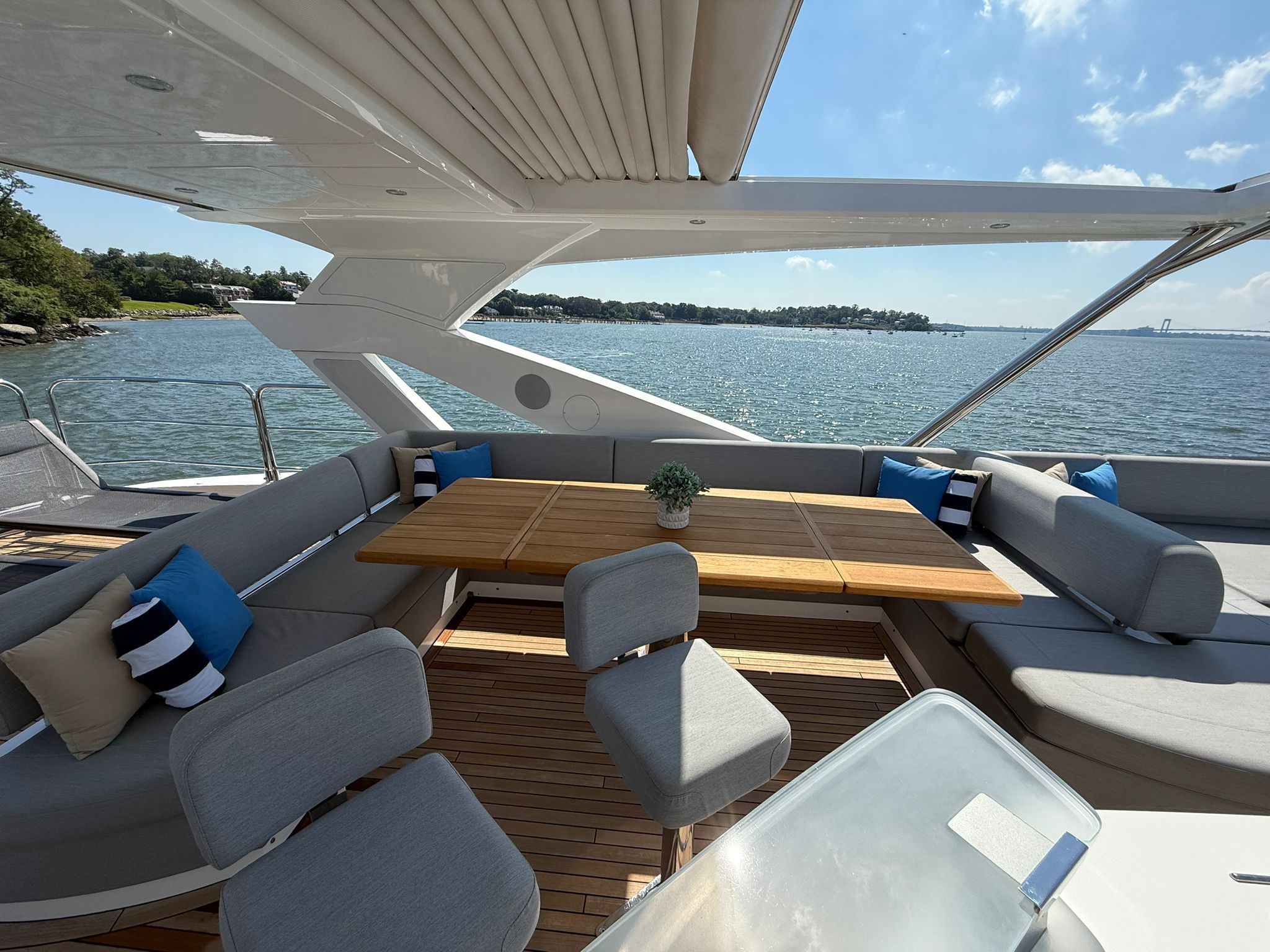 2021 Sunseeker 76 Yacht - 49