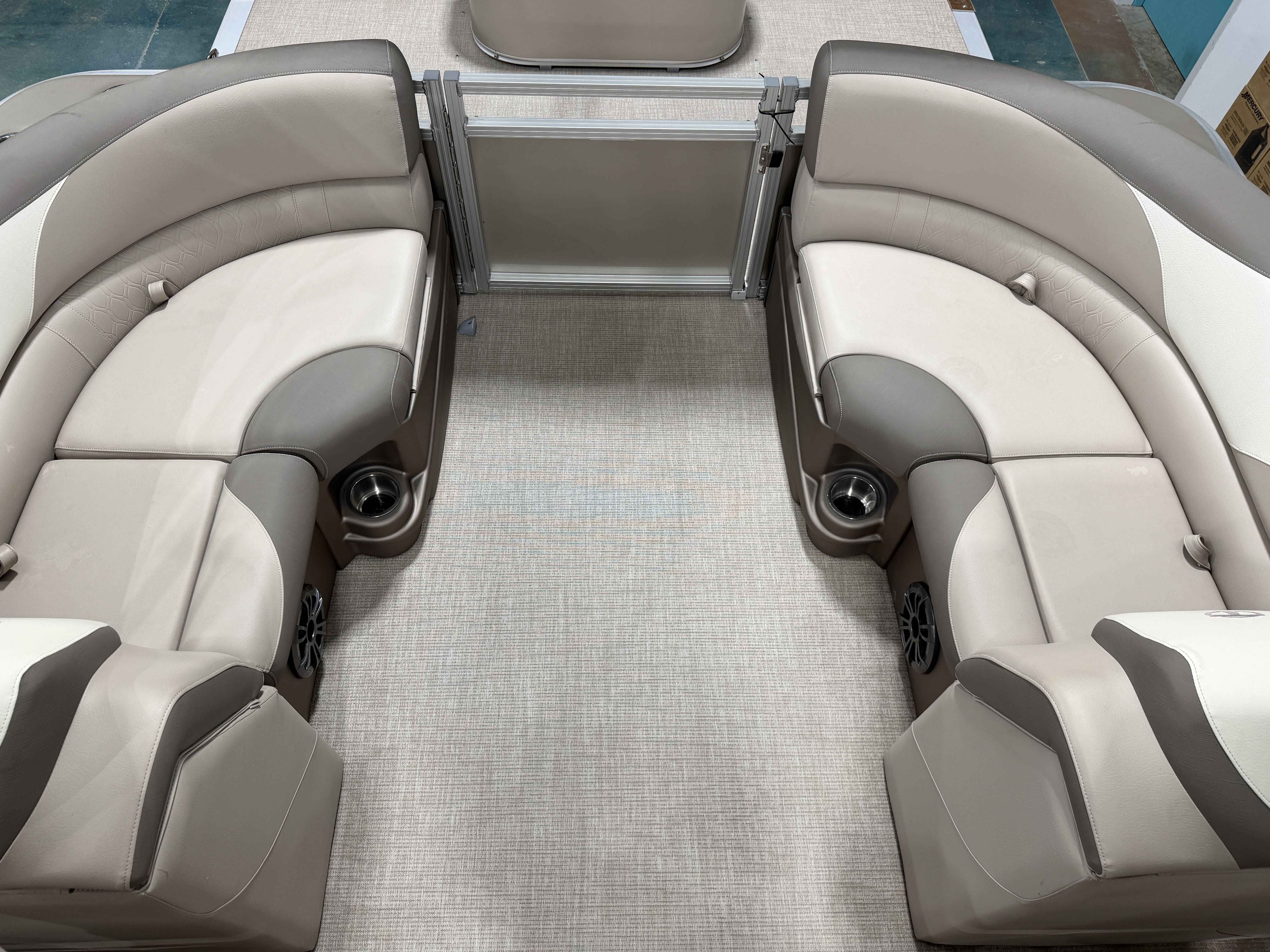 2024 Tahoe LTZ QL21T - 19