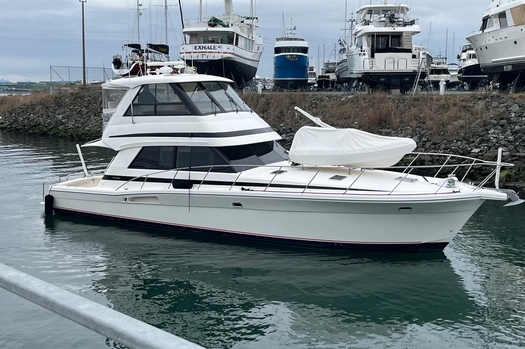 2000 Riviera Enclosed Bridge