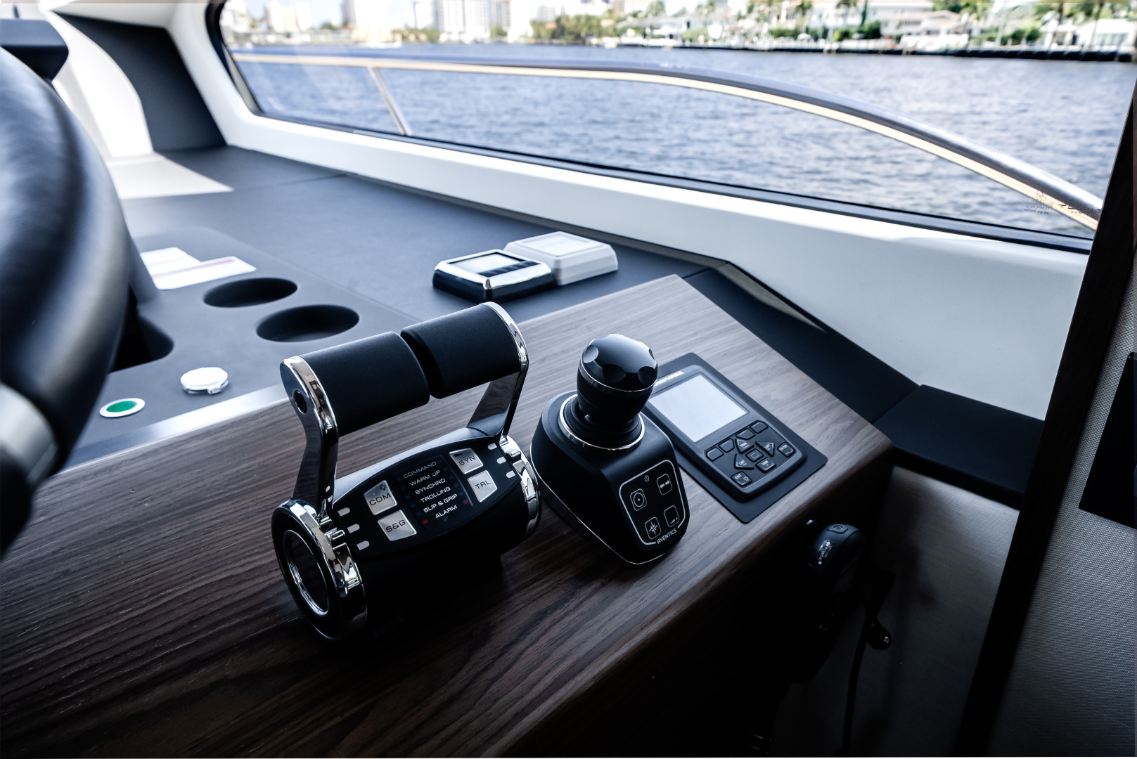 2026 Azimut Fly 72 - Image 43