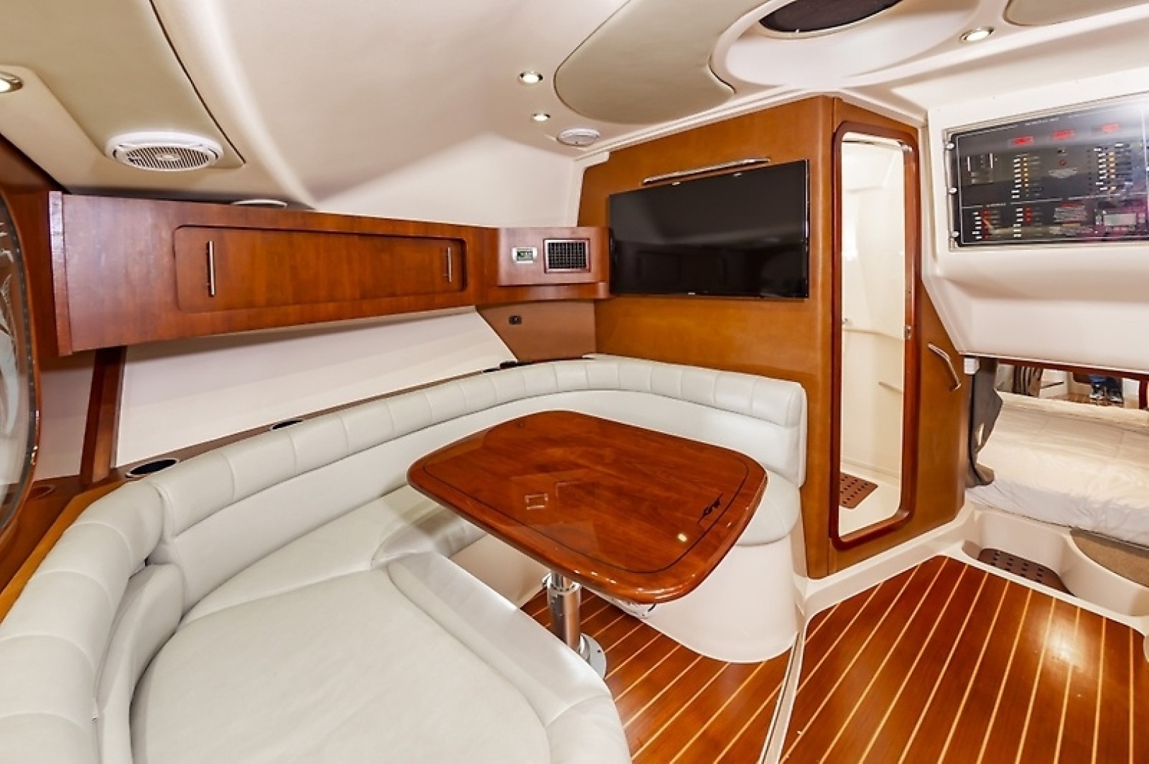2014 Grady-White Express 370 - Image 43