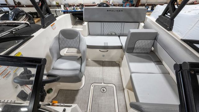 2023 Bayliner DX 2000 - 10