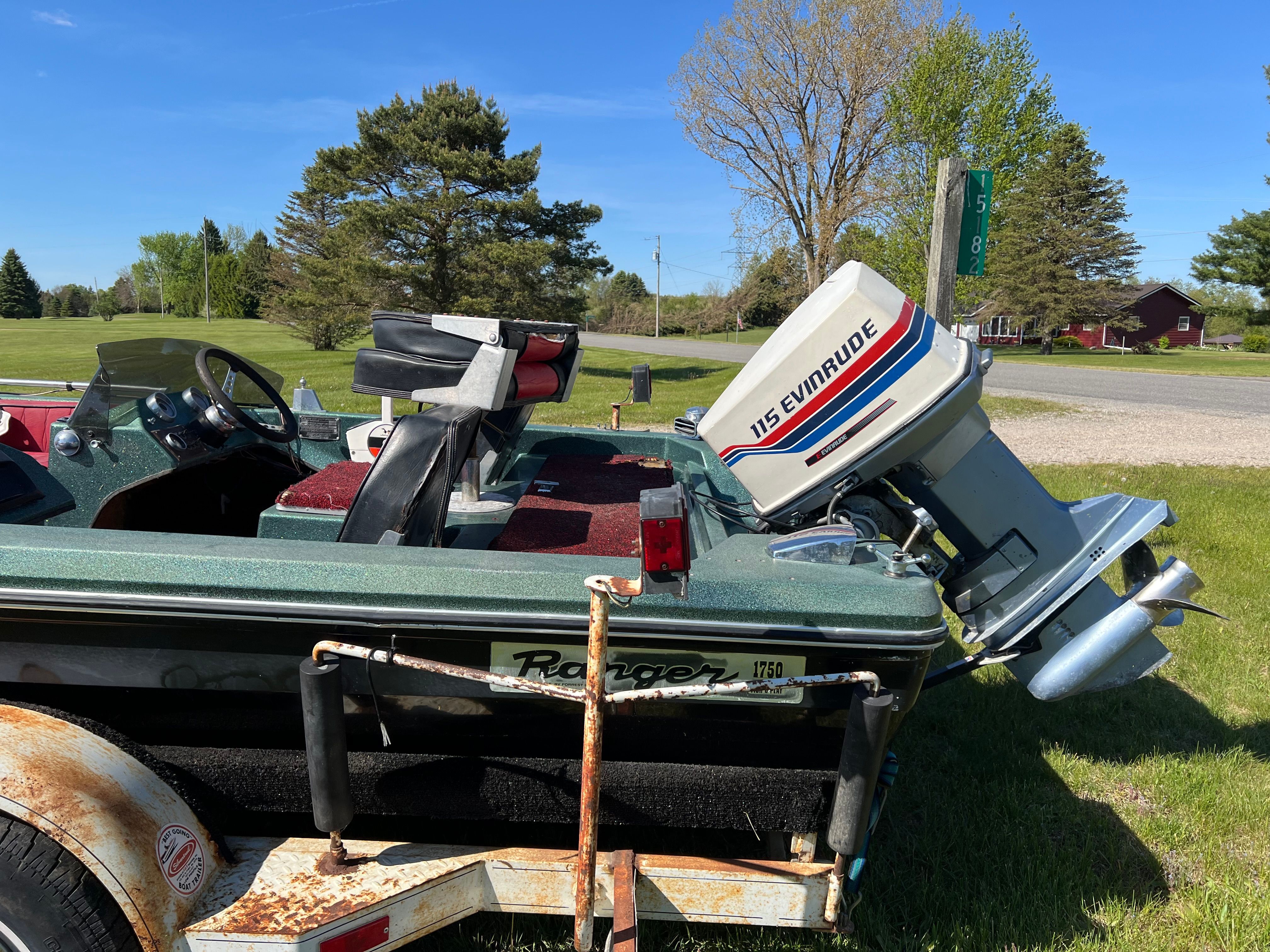 1977 Ranger Fish and Play - 2