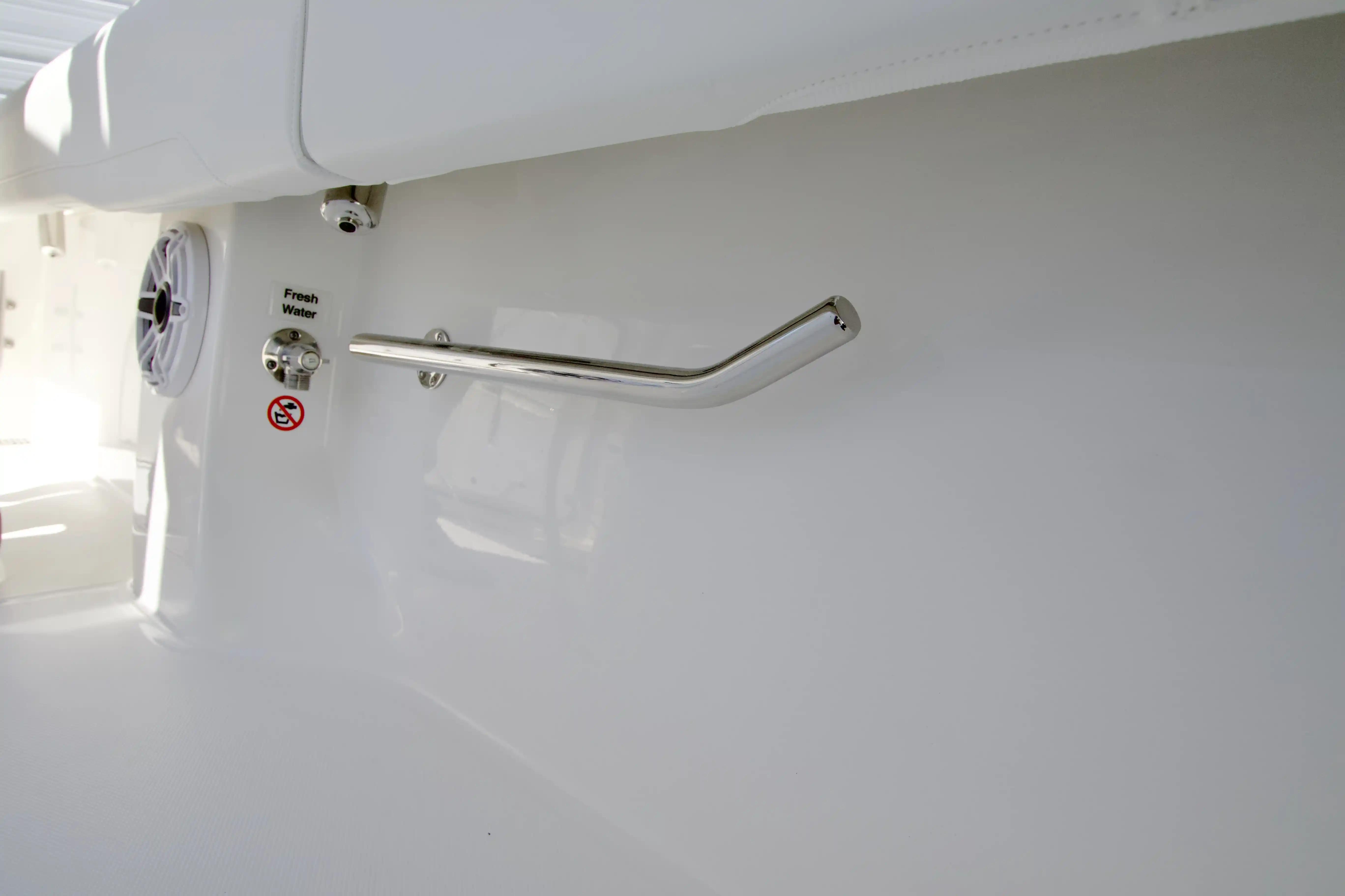 Regulator 35 boat 2027 with fresh water connection and handrail.