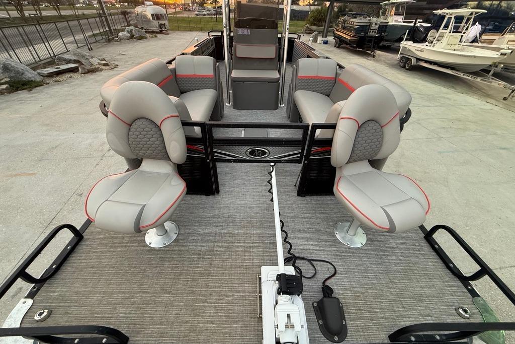 2022 Apex Marine 8524 Pro Fish N Cruise pontoon boat with spacious seating and modern design.