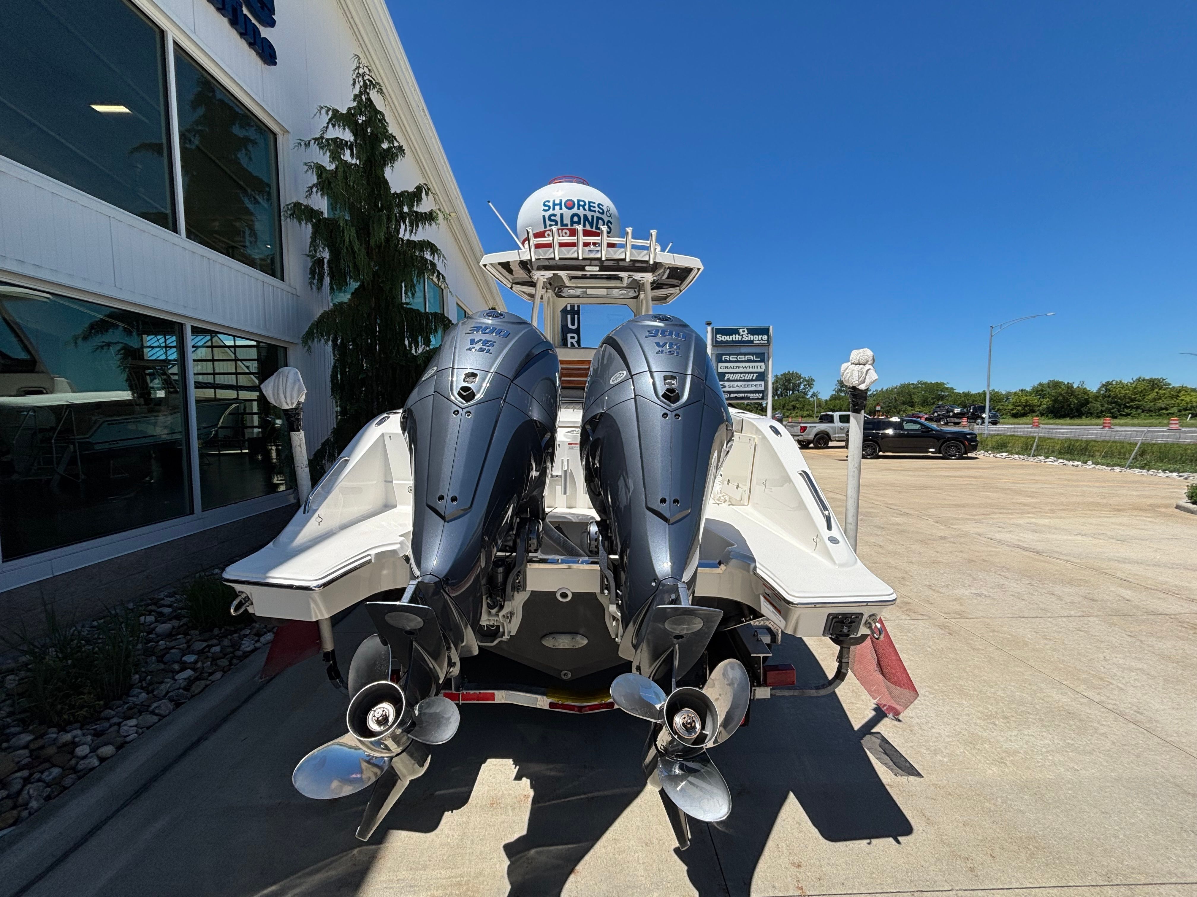 2022 PURSUIT 288 S - Image 4