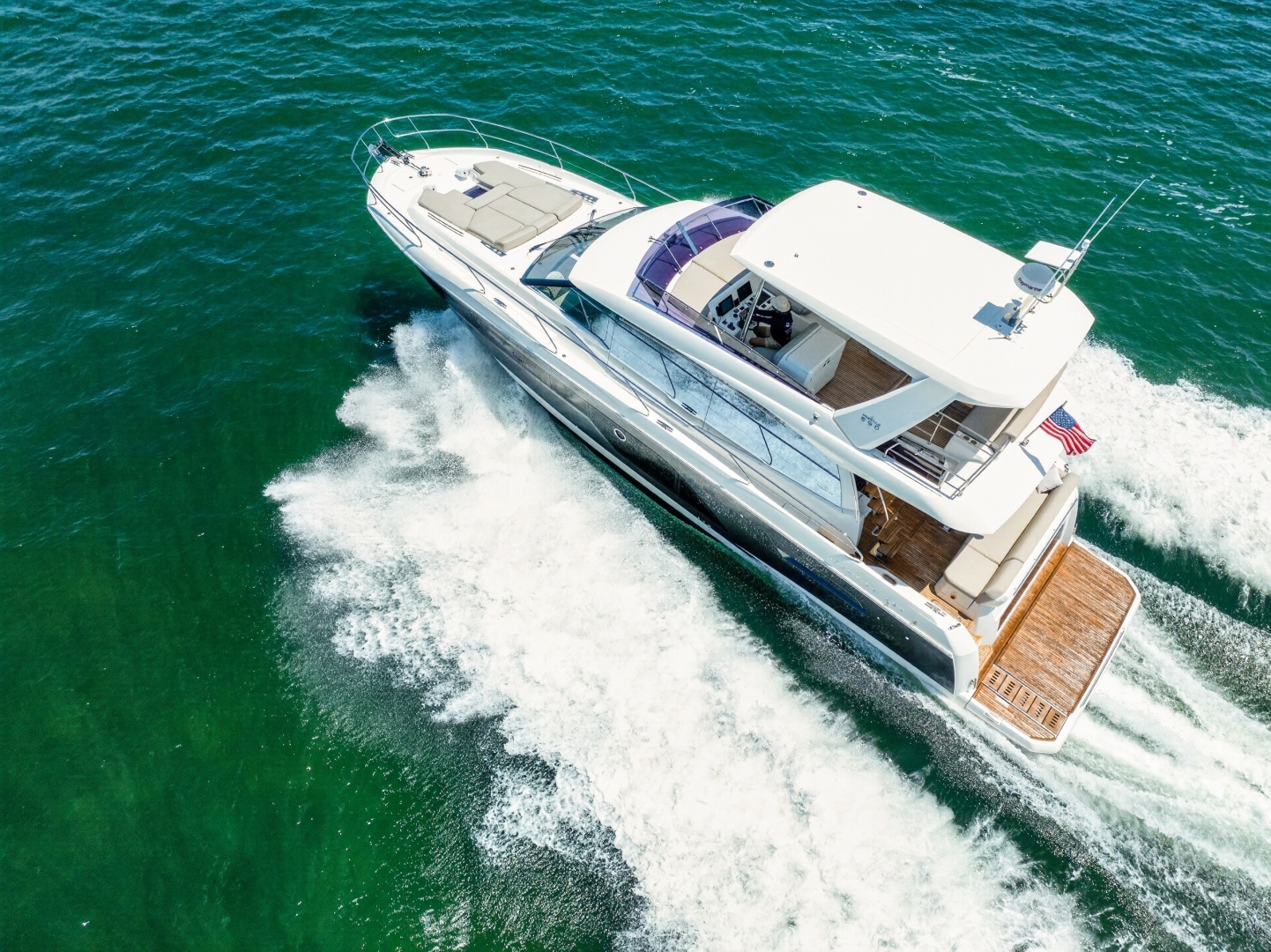 2023 Prestige 590 - Image 8