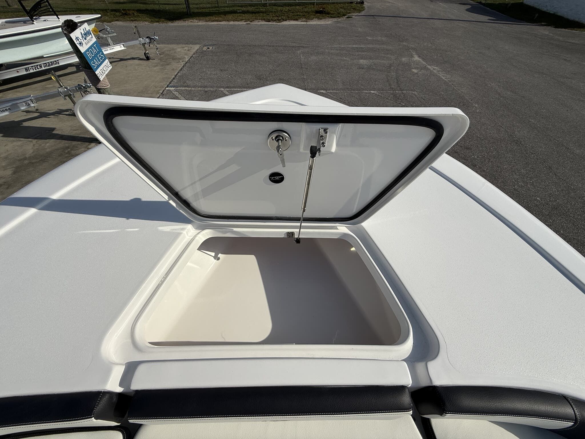 2026 Tidewater 2300 Carolina Bay - 12