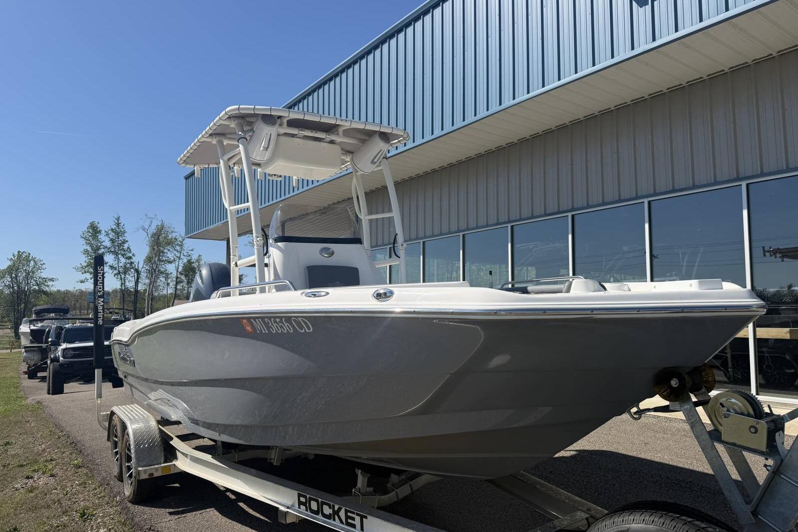 2023 NauticStar 211 Hybrid