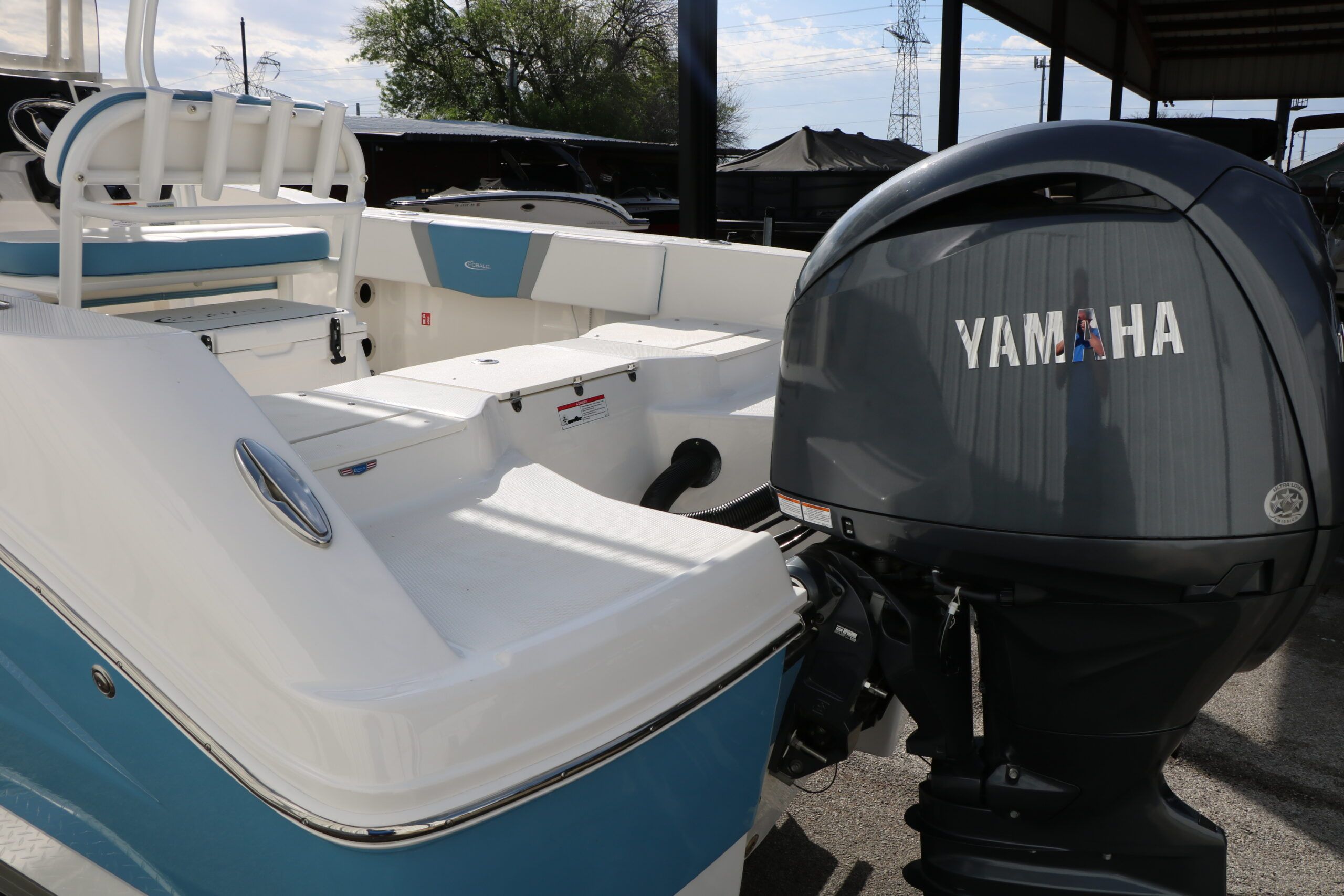 2026 Robalo R200 Center Console - 13