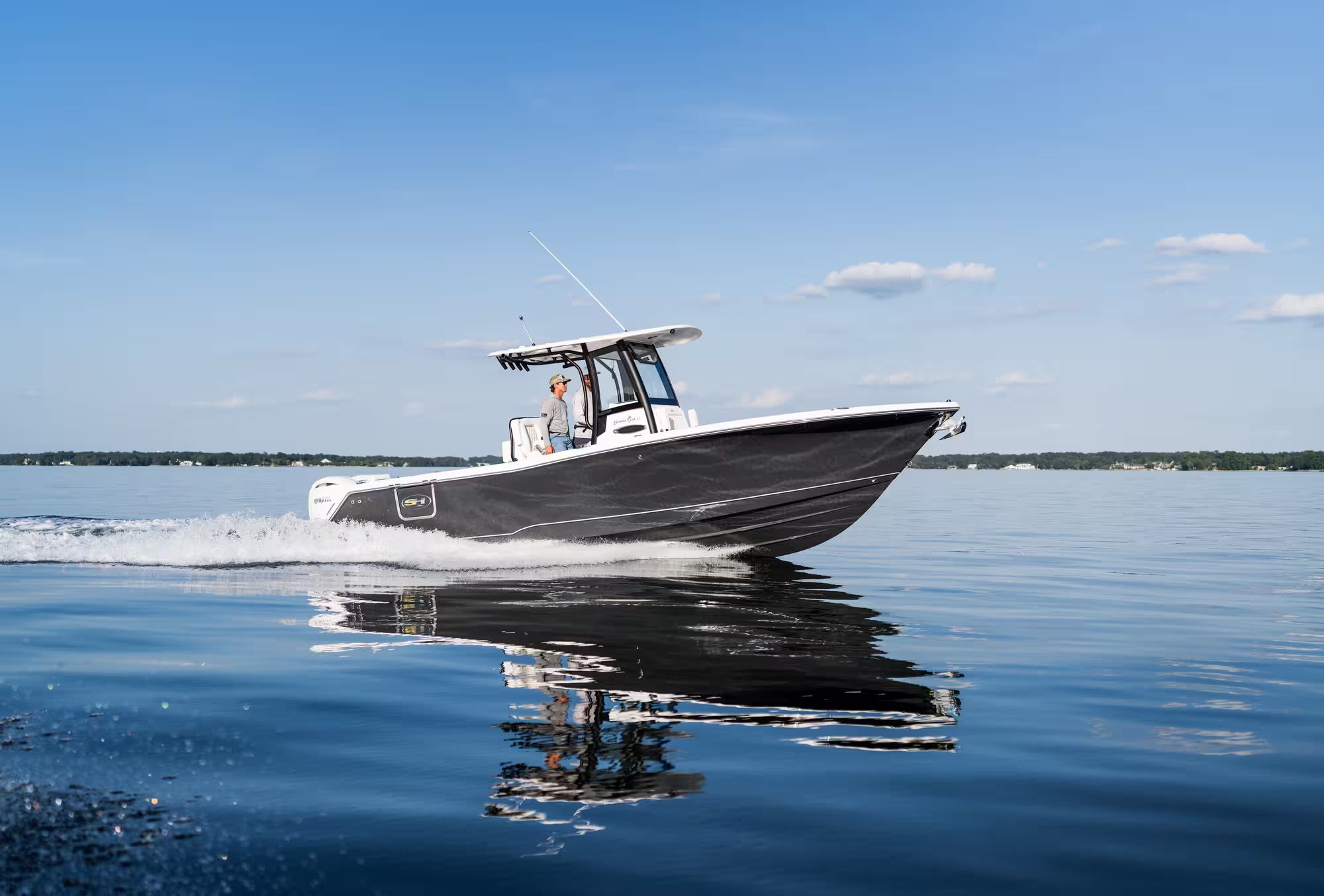 2027 Sea Hunt Gamefish 27 Coffin Box - 2