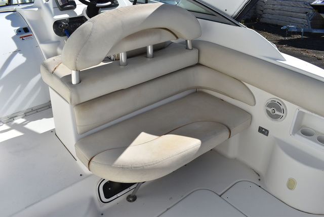 2005 Larson Cabrio 310 - 20