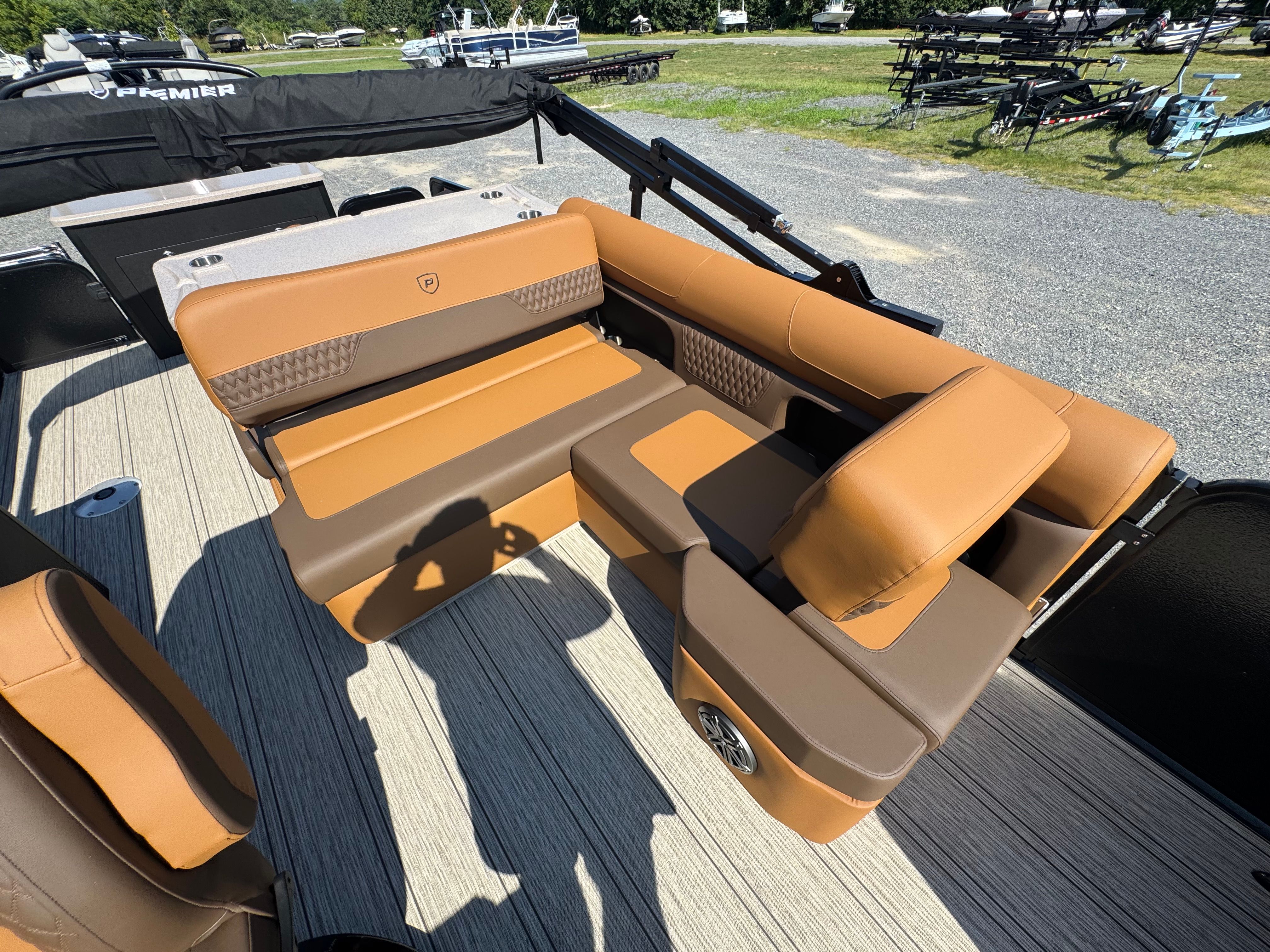 2026 Premier 250 Solaris Rear Social - 23