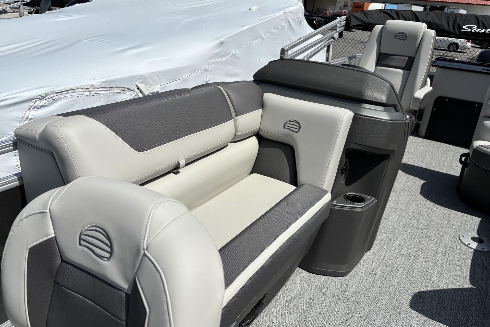 2026 Sun Tracker Fishin' Barge 20 DLX interior with comfortable seating and modern design.