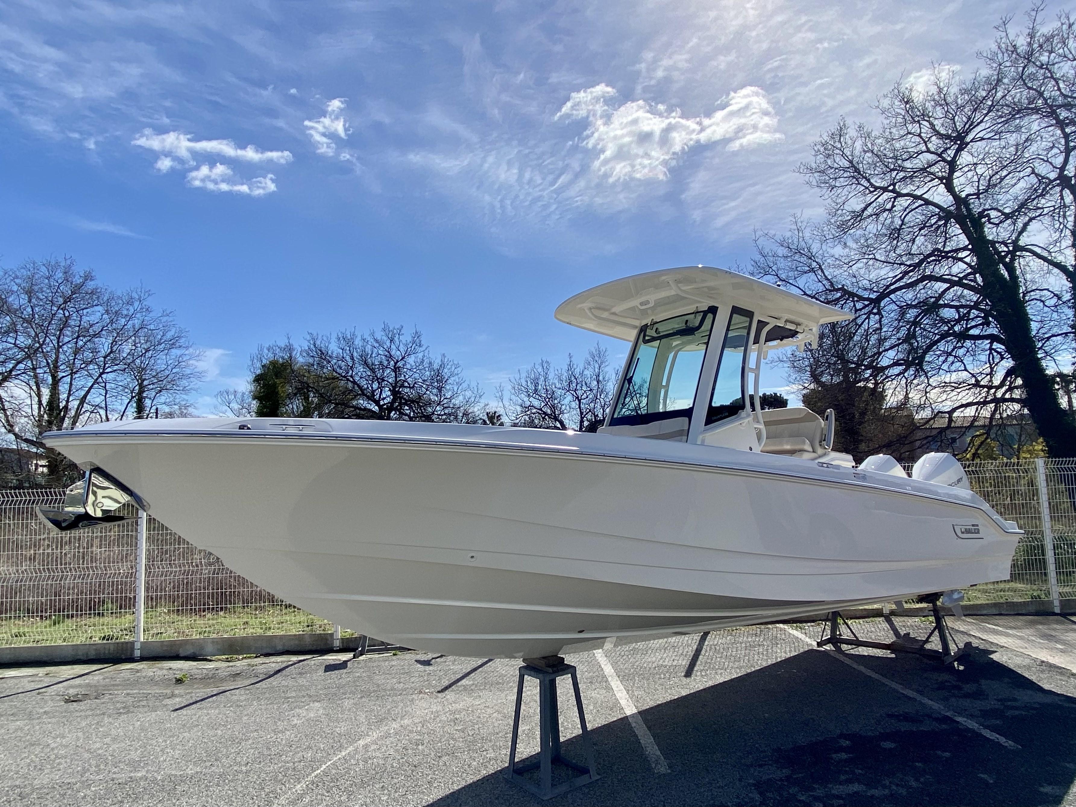 2023 Boston Whaler 280 Dauntless