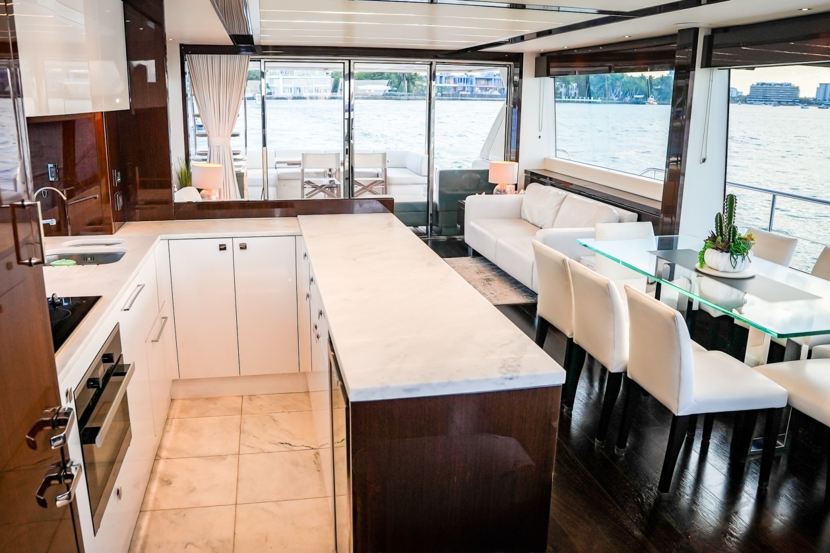 2019 Sunseeker 76 YACHT - Image 16