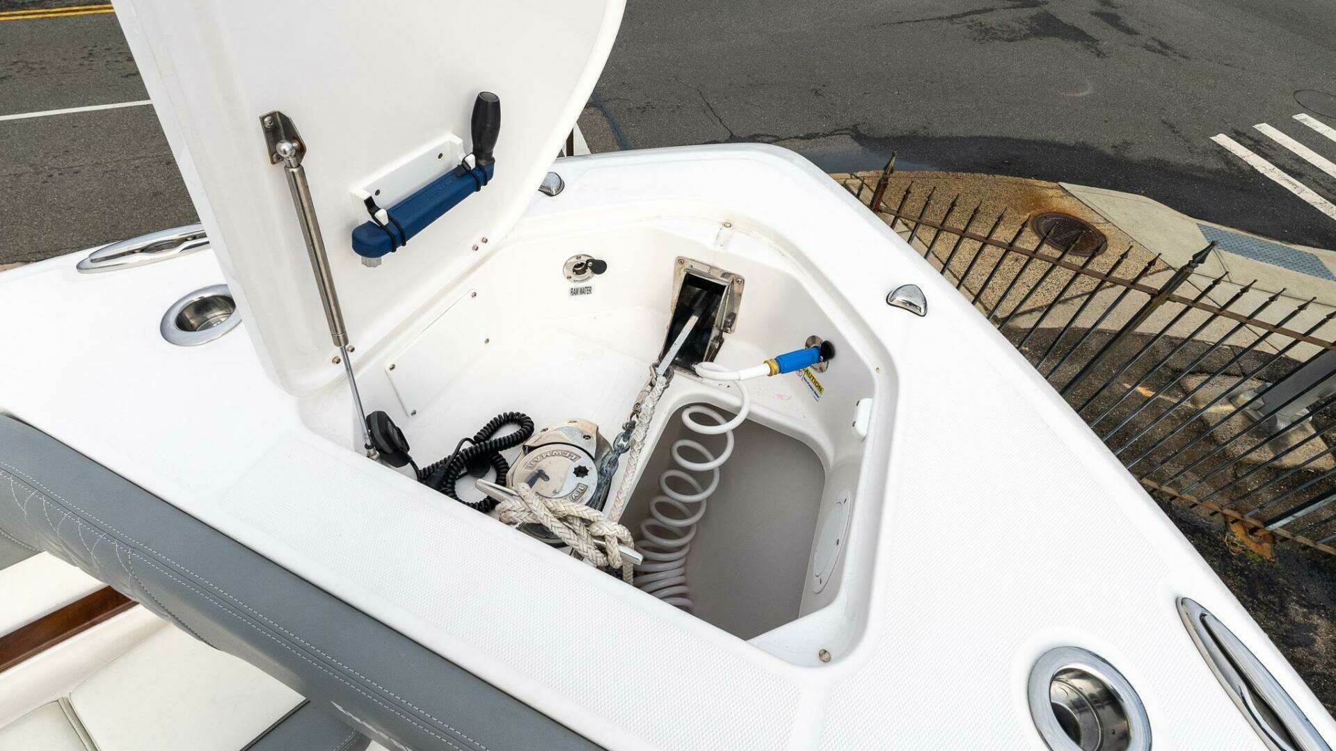 2023 Everglades 455 Center Console - Image 47
