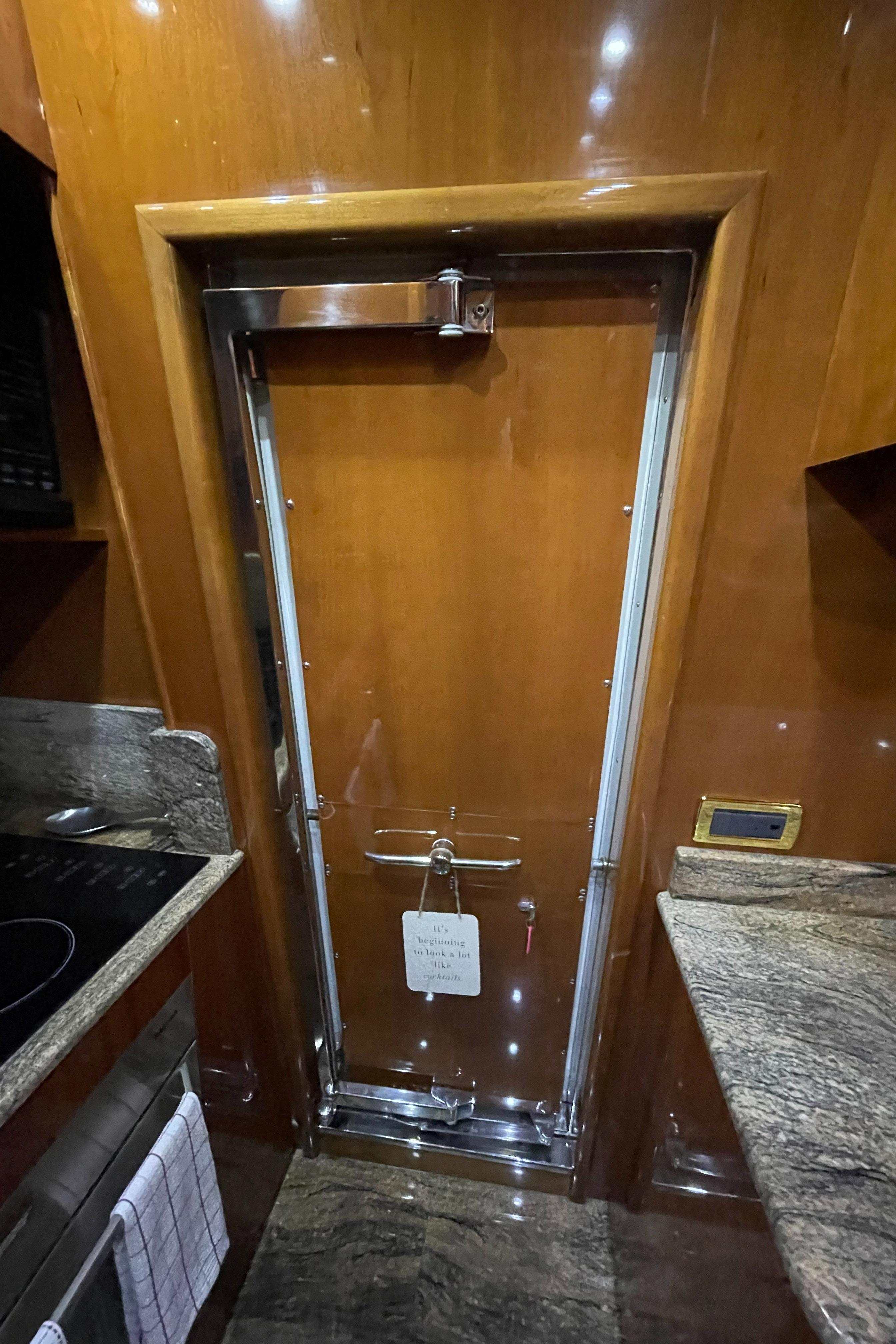 2004 Azimut 74 - 68