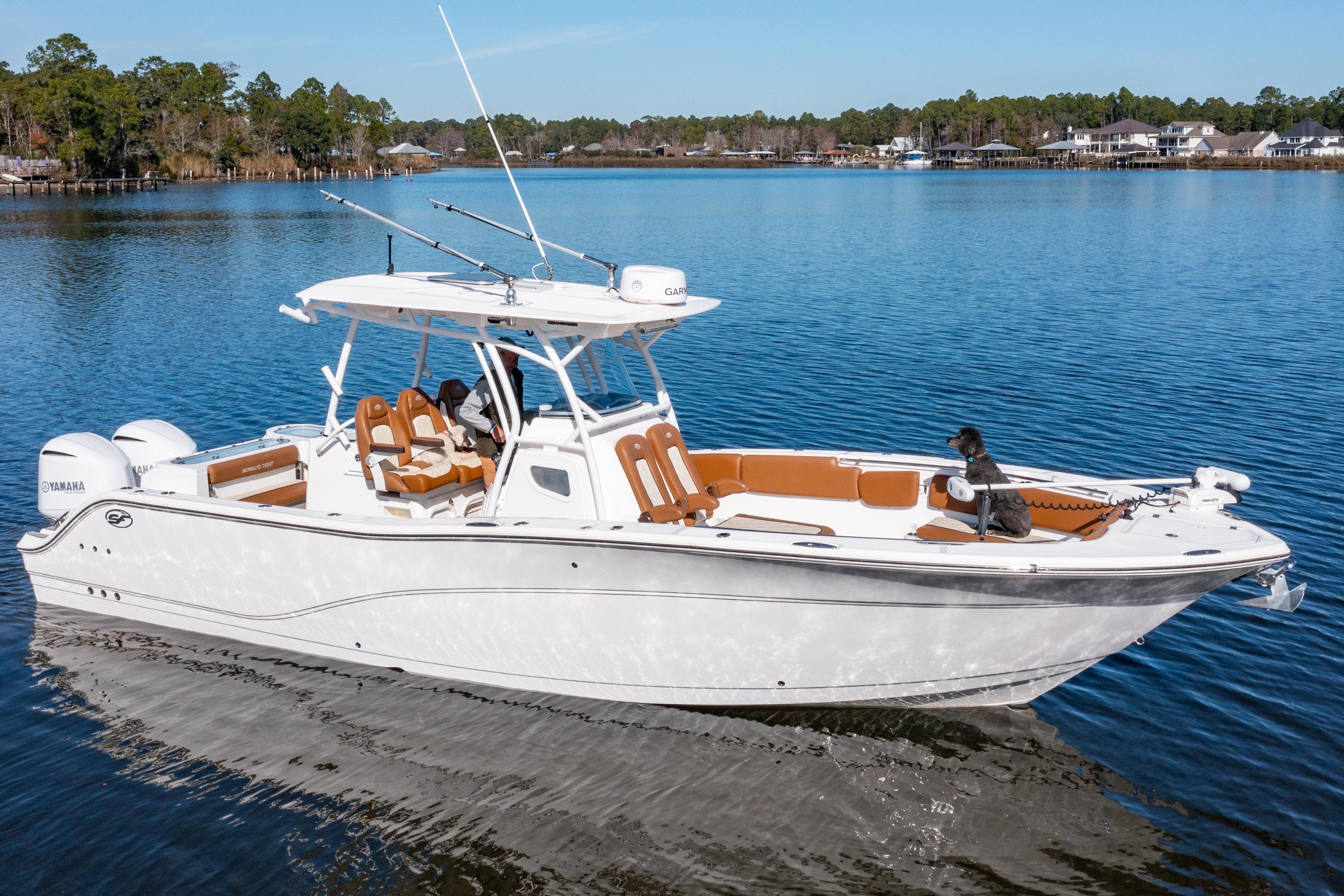 2019 Sea Fox 328 Commander