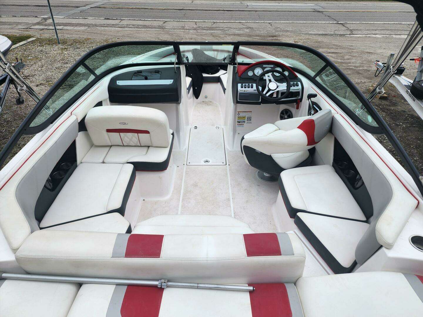 2019 Regal — - Image 7
