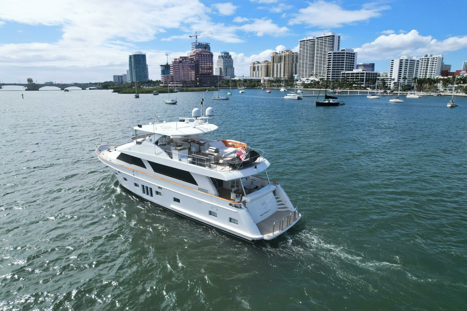 2010 Ocean Alexander 83 - Image 4