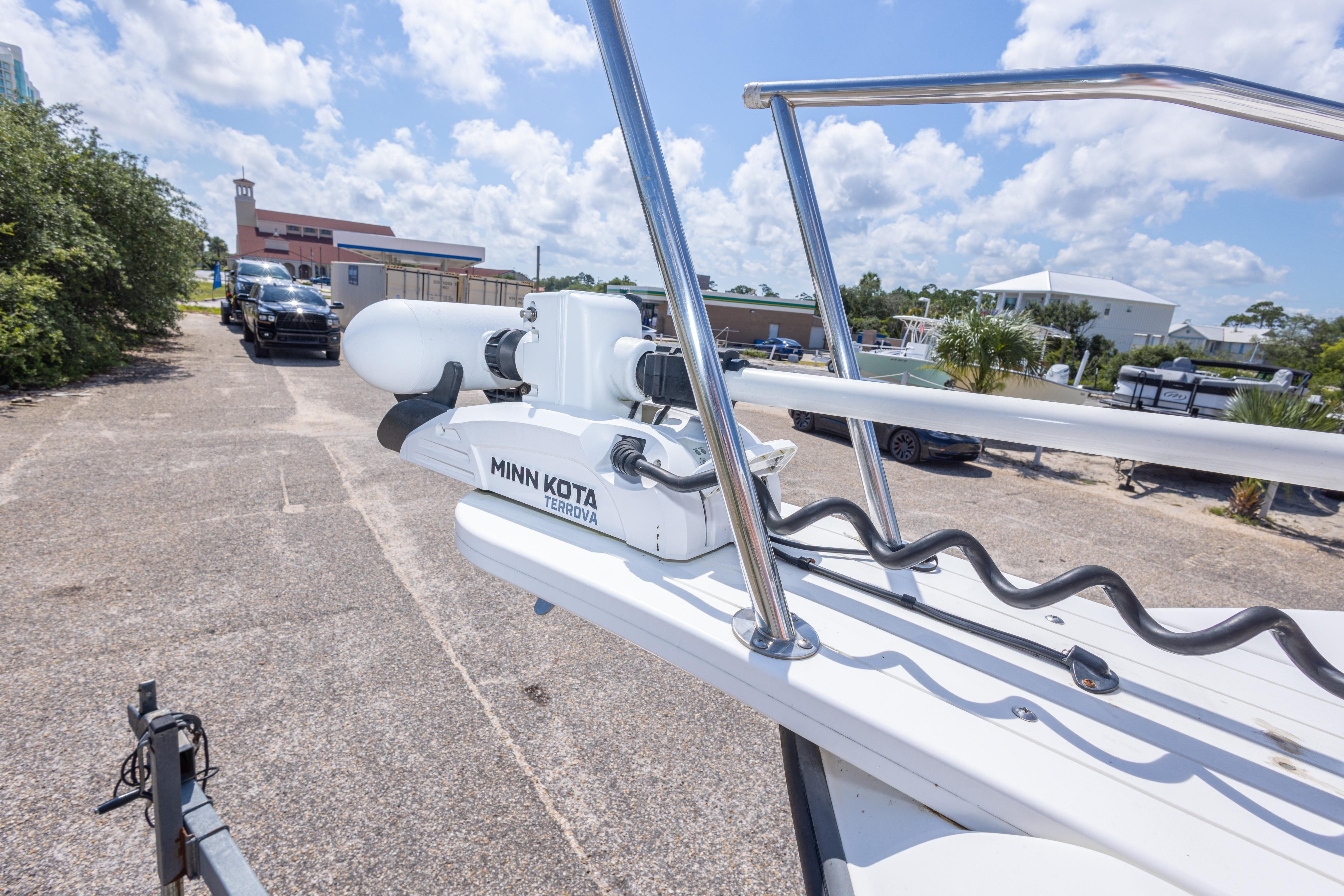 2007 Sea Boss 235 Walkaround with Minn Kota Terrova trolling motor on a sunny day.