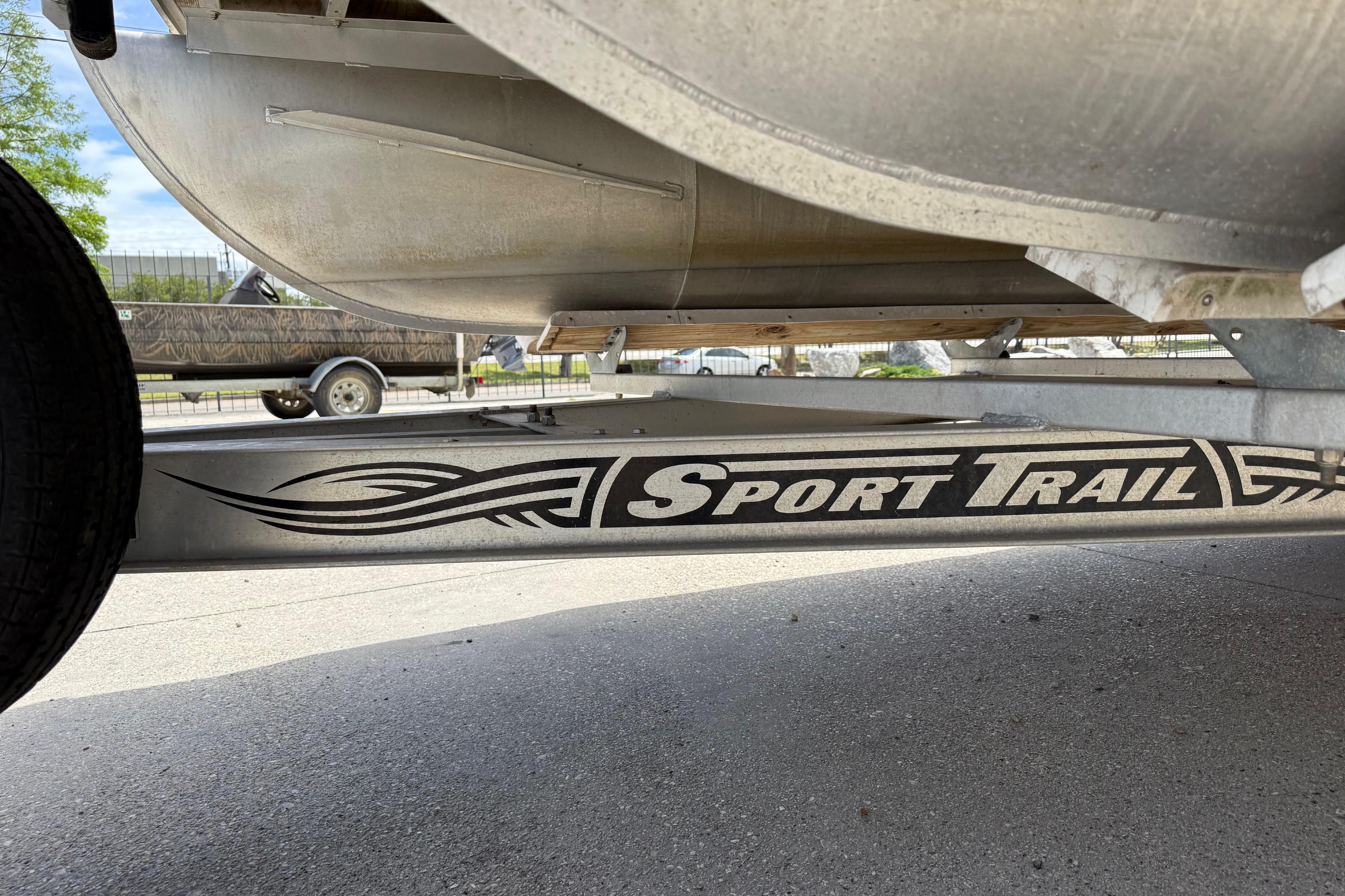 Trailer for 2012 South Bay 522 CR pontoon boat, featuring Sport Trail branding.