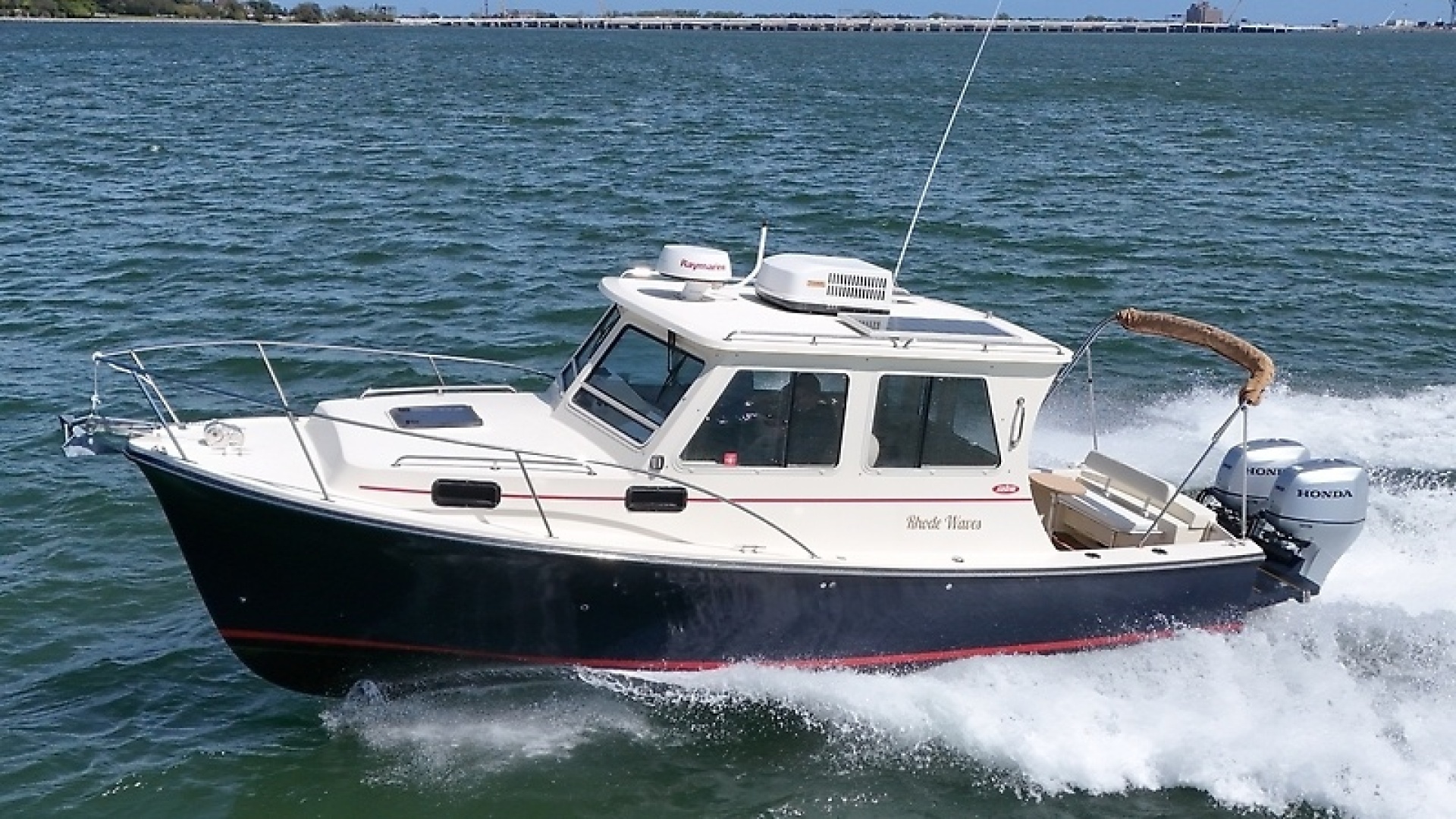 2018 Islander 27 Islander Hardback - Image 3