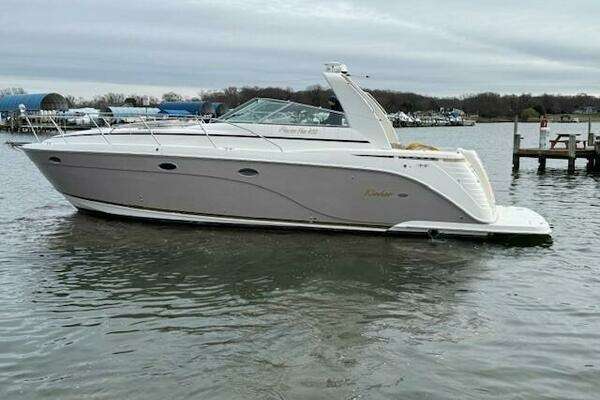 2006 Rinker 410 express diesel
