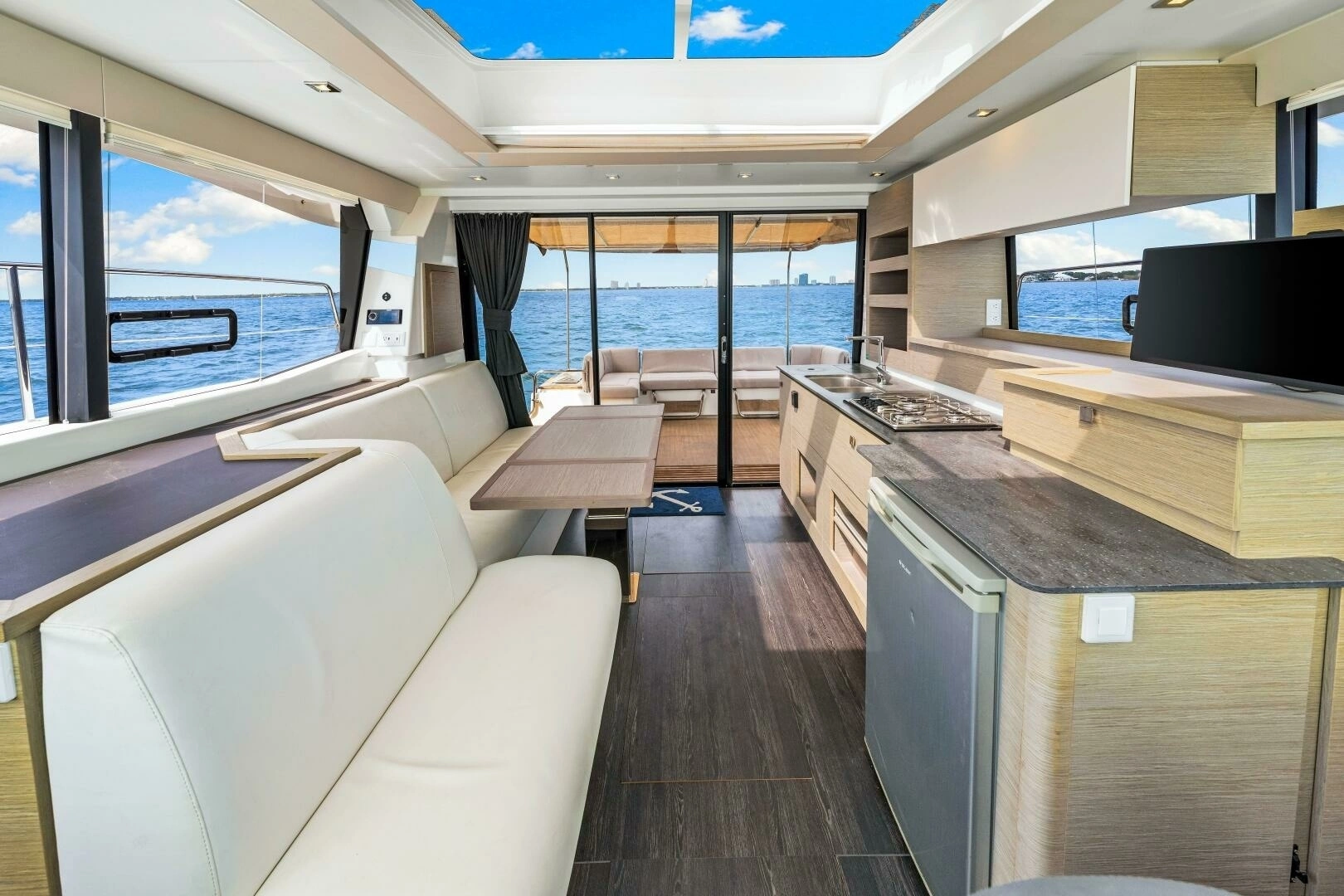 2021 Fountaine Pajot MY4.S - Image 10