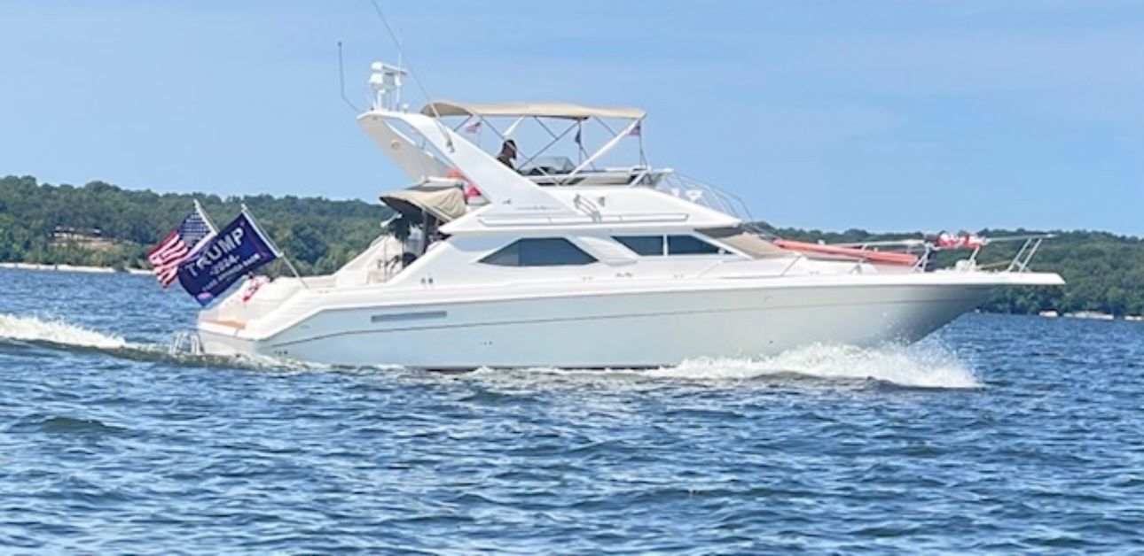 1996 Sea Ray 440 Express Bridge