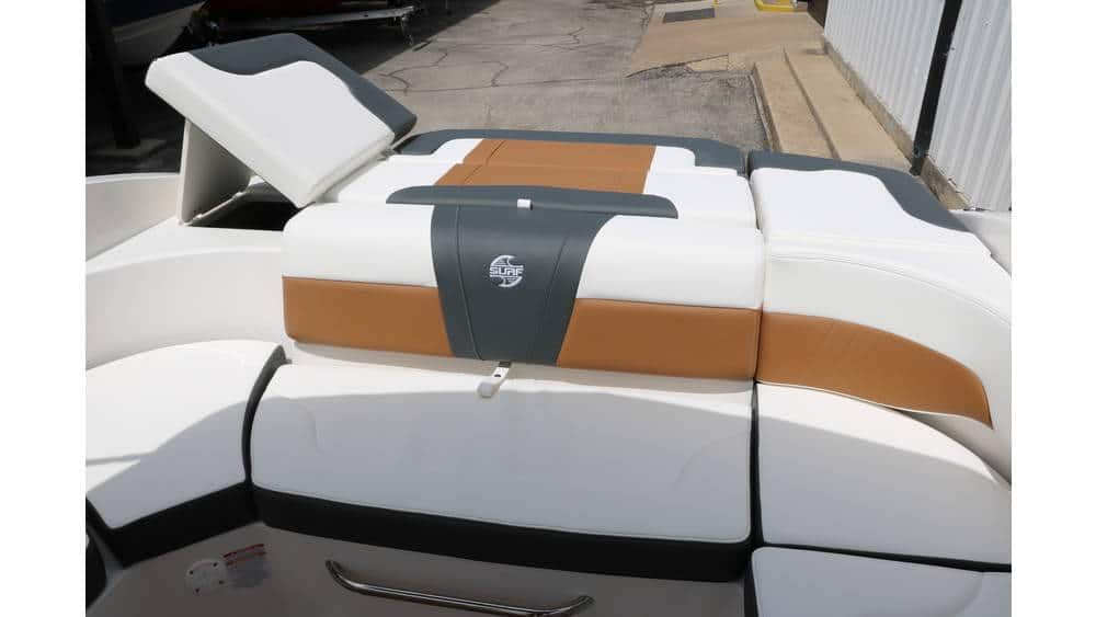 2025 Chaparral 23 Surf - 21