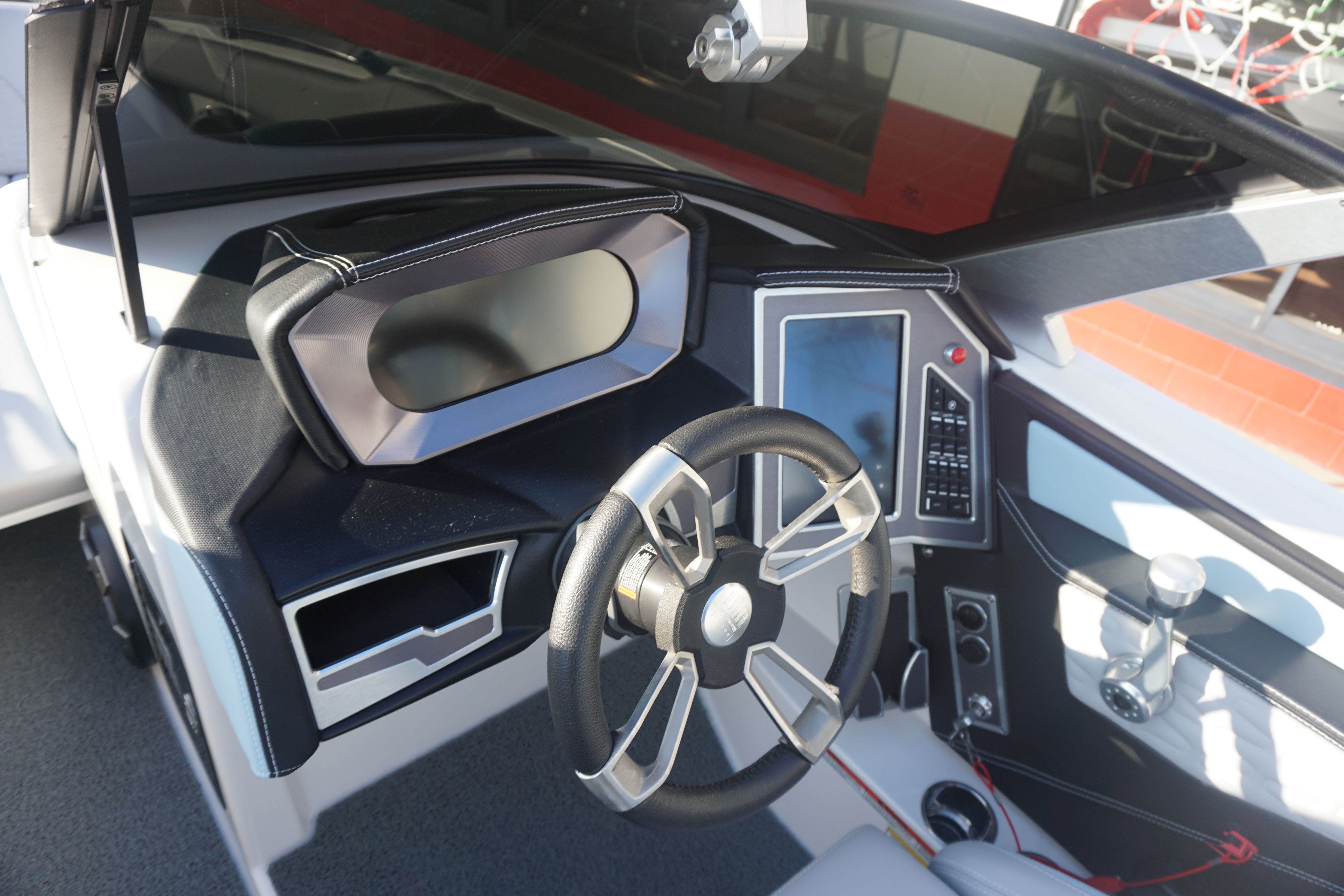 2022 MasterCraft X24 - 43