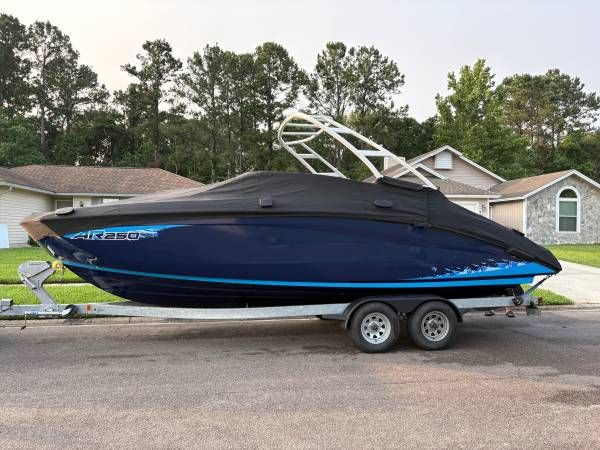 2021 Yamaha Boats AR250