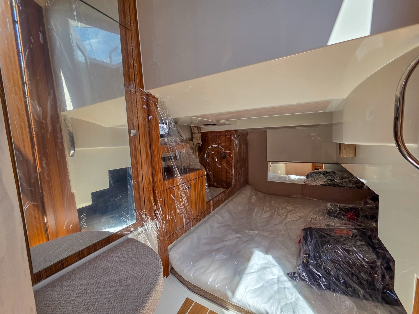 2026 Marex 310 Sun Cruiser - Image 30