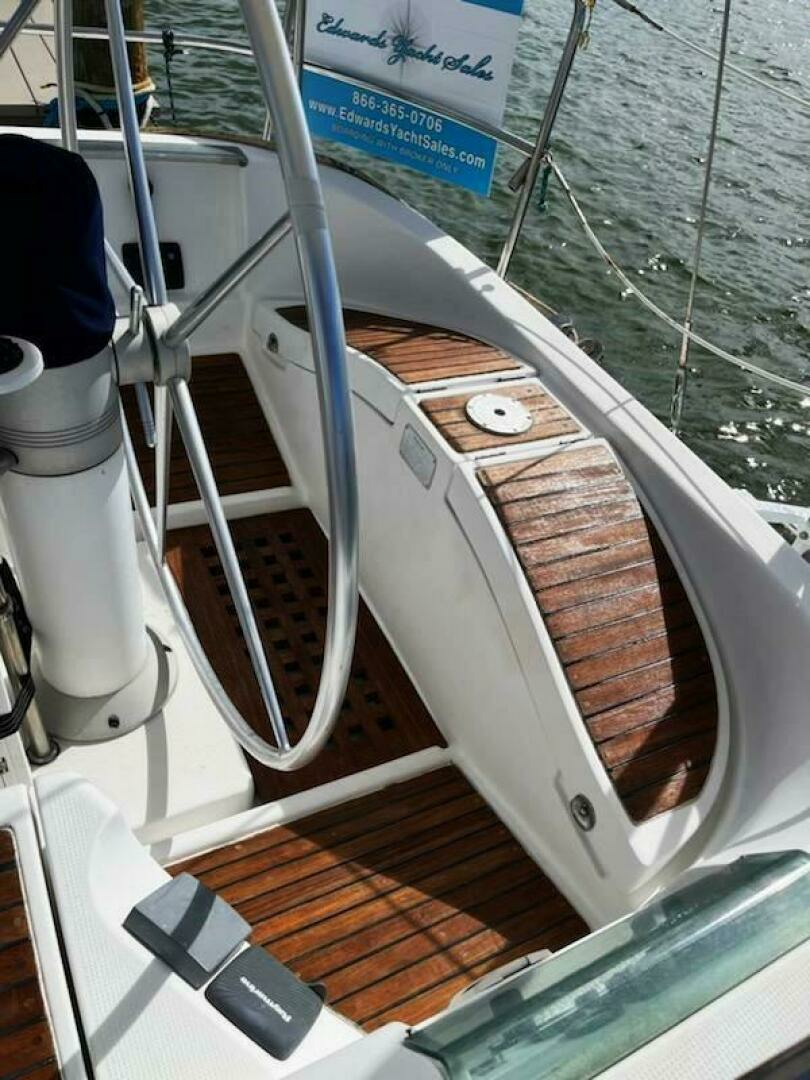 1993 Beneteau First 38.5 - Image 11