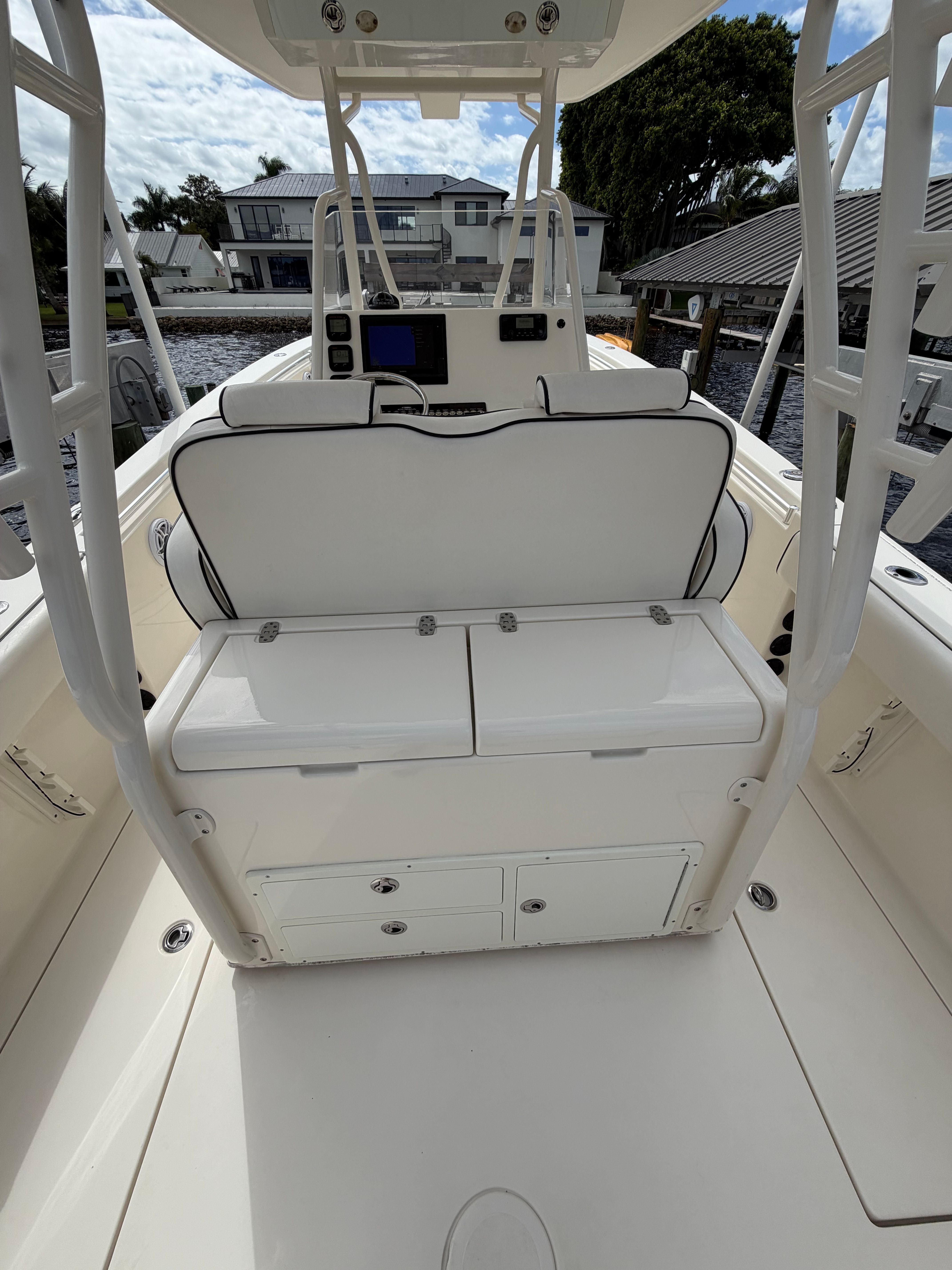 2014 Cobia 296 Center Console - 12