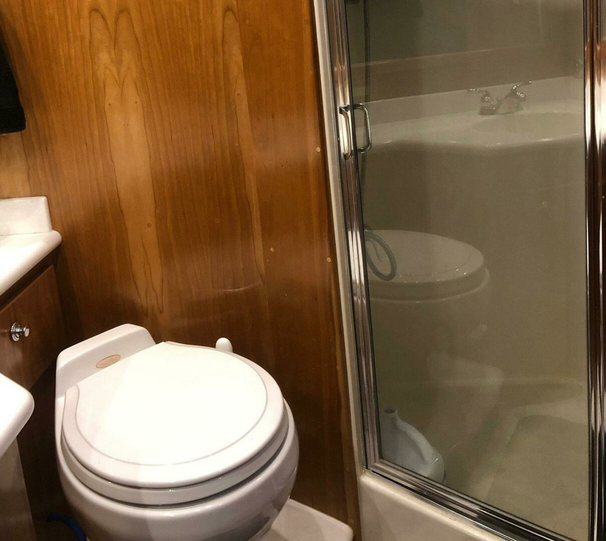 2005 Navigator 53 Classic PH - Image 21