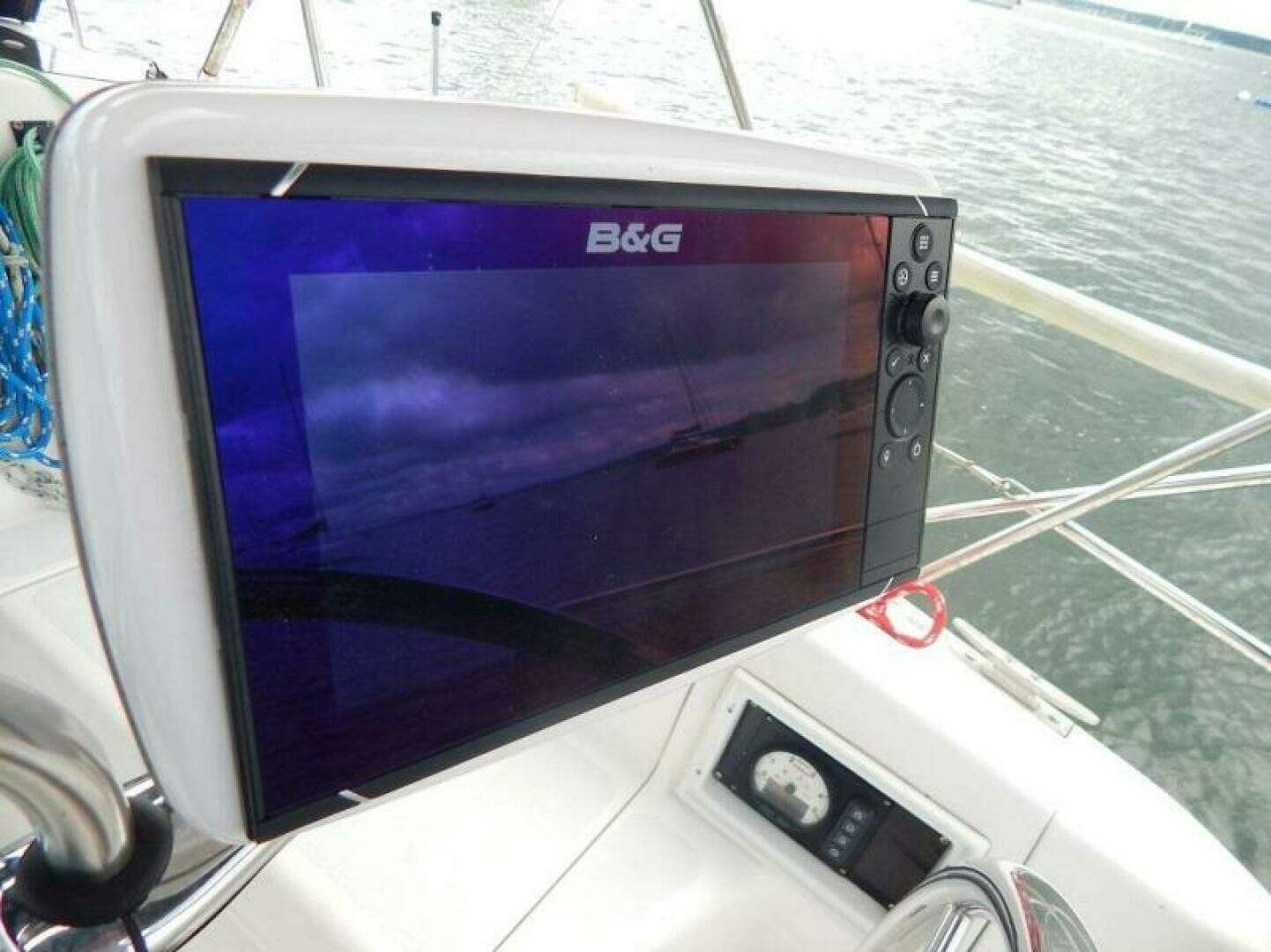1992 Hunter 33.5 - Image 4