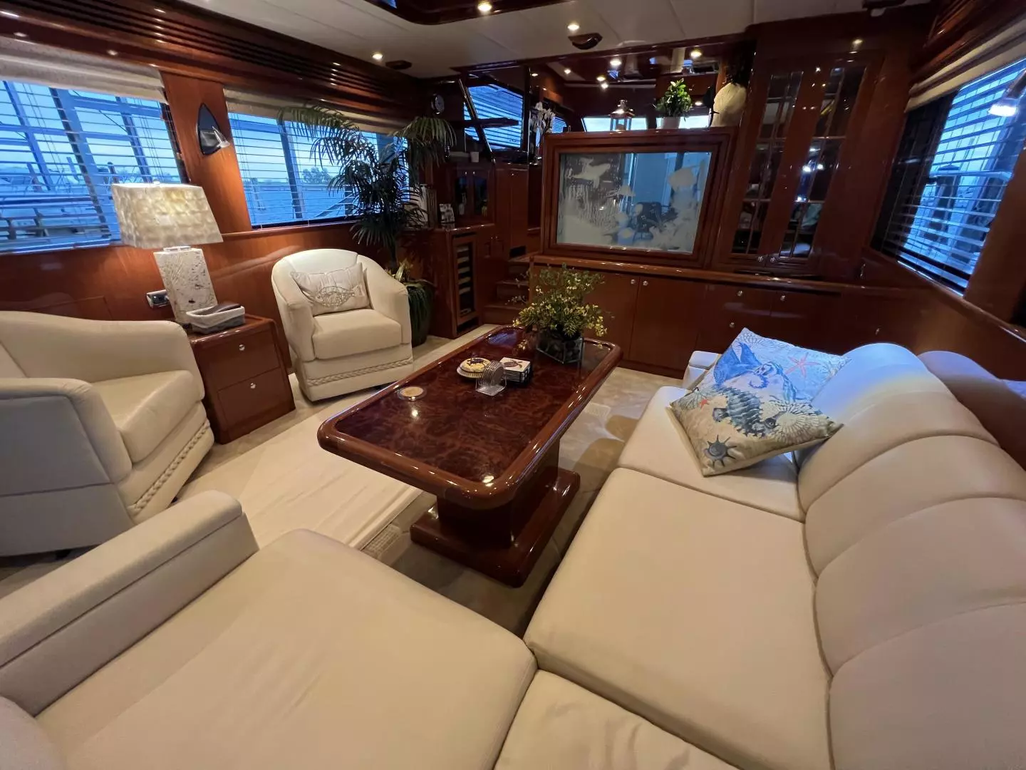 2012 Hampton — - Image 15