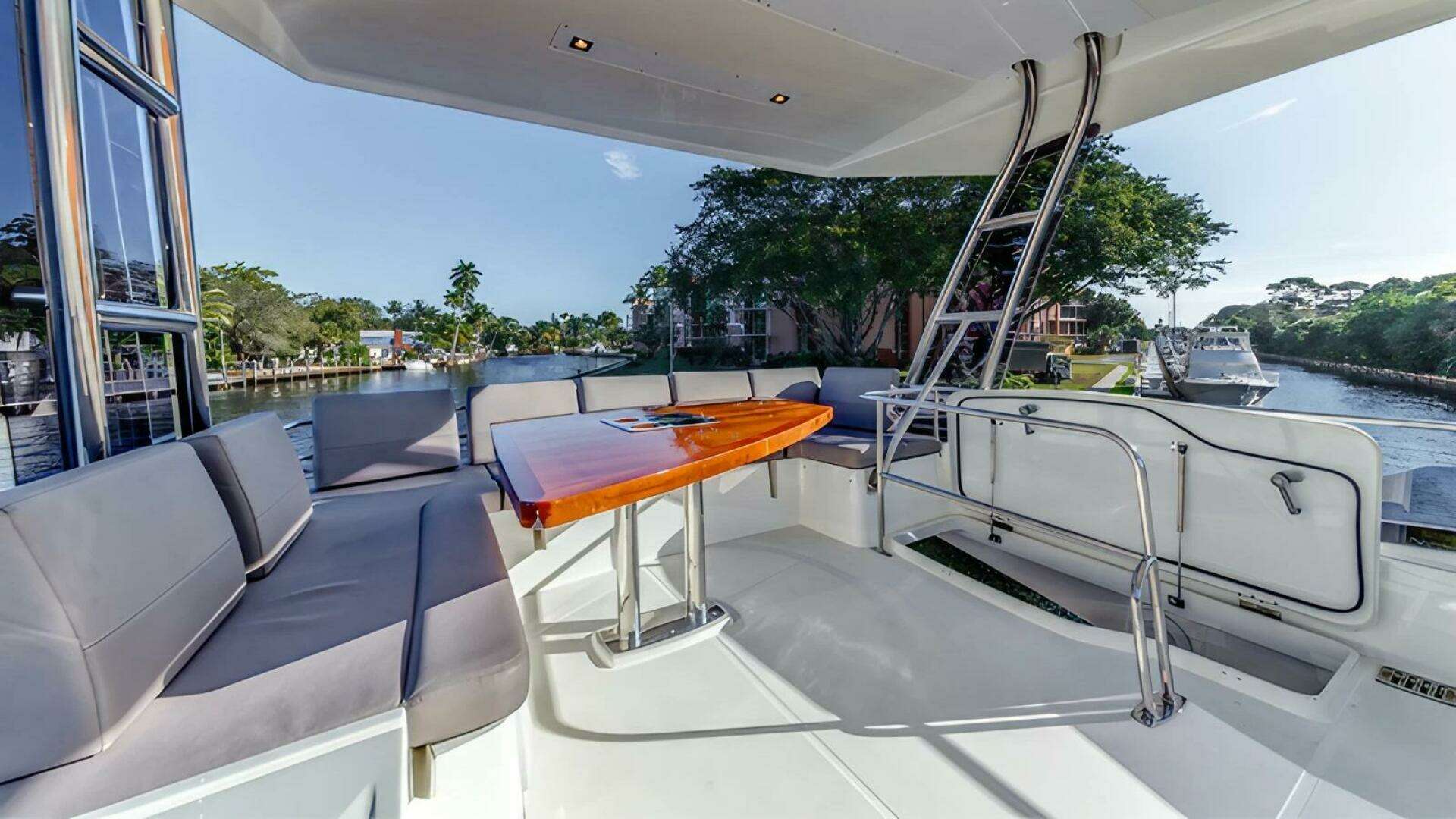 2018 Prestige — - Image 4