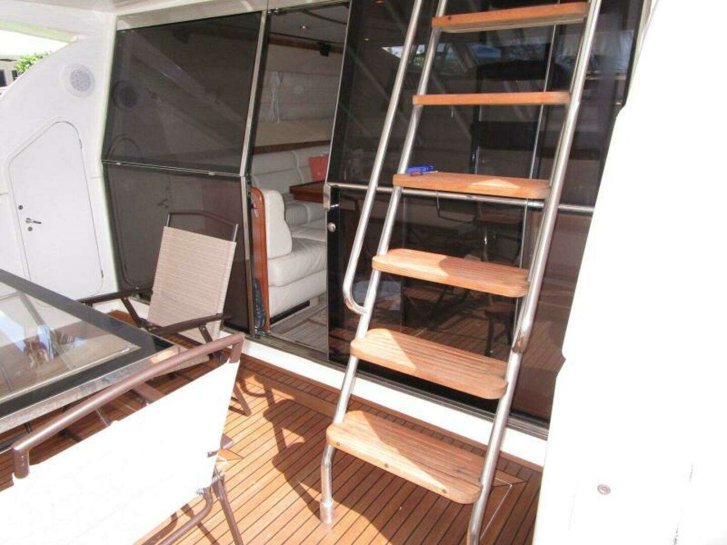 2003 Ferretti Yachts 590 Motor Yacht - Image 38