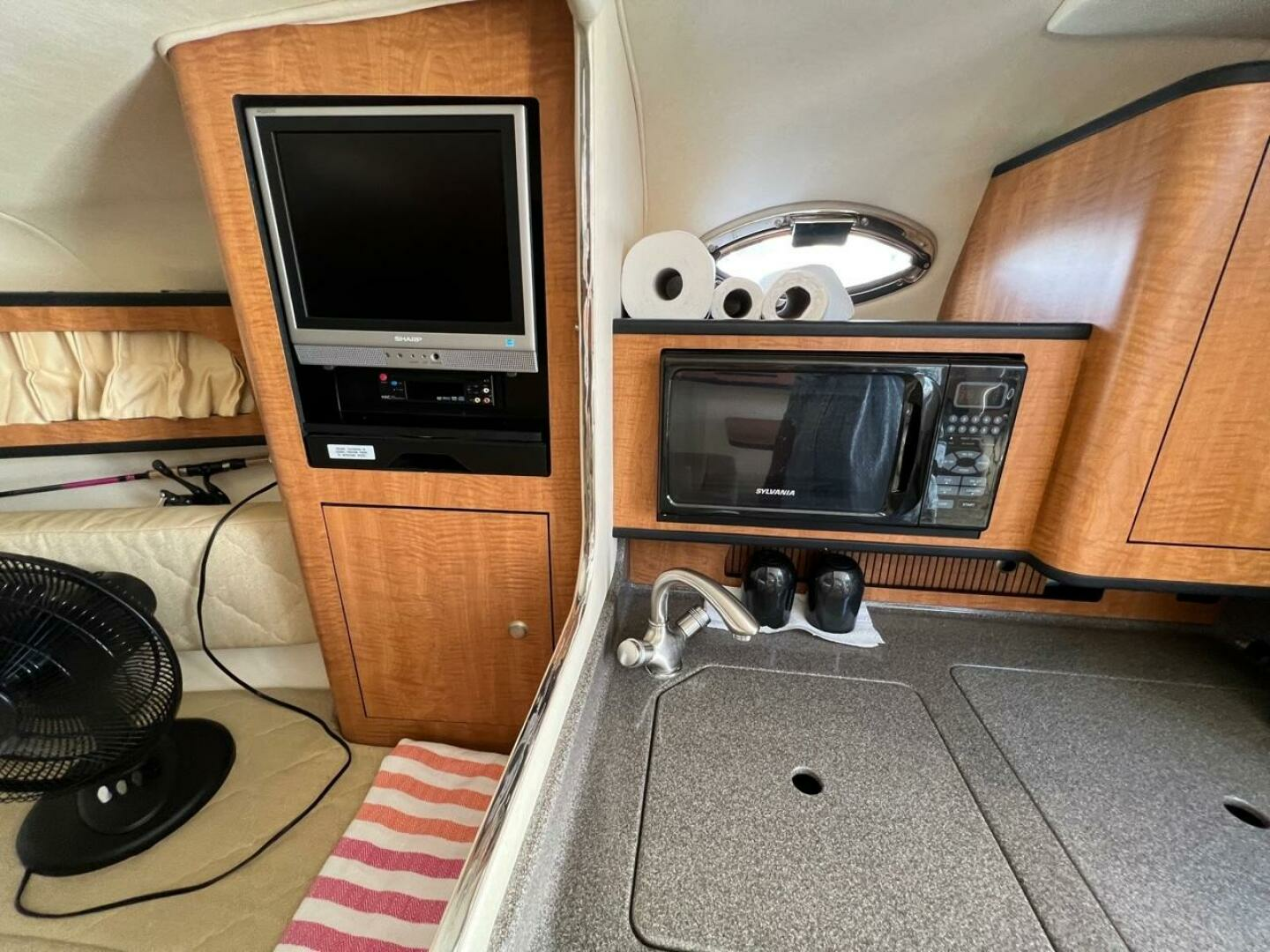 2006 Sea Ray Sundancer - Image 15