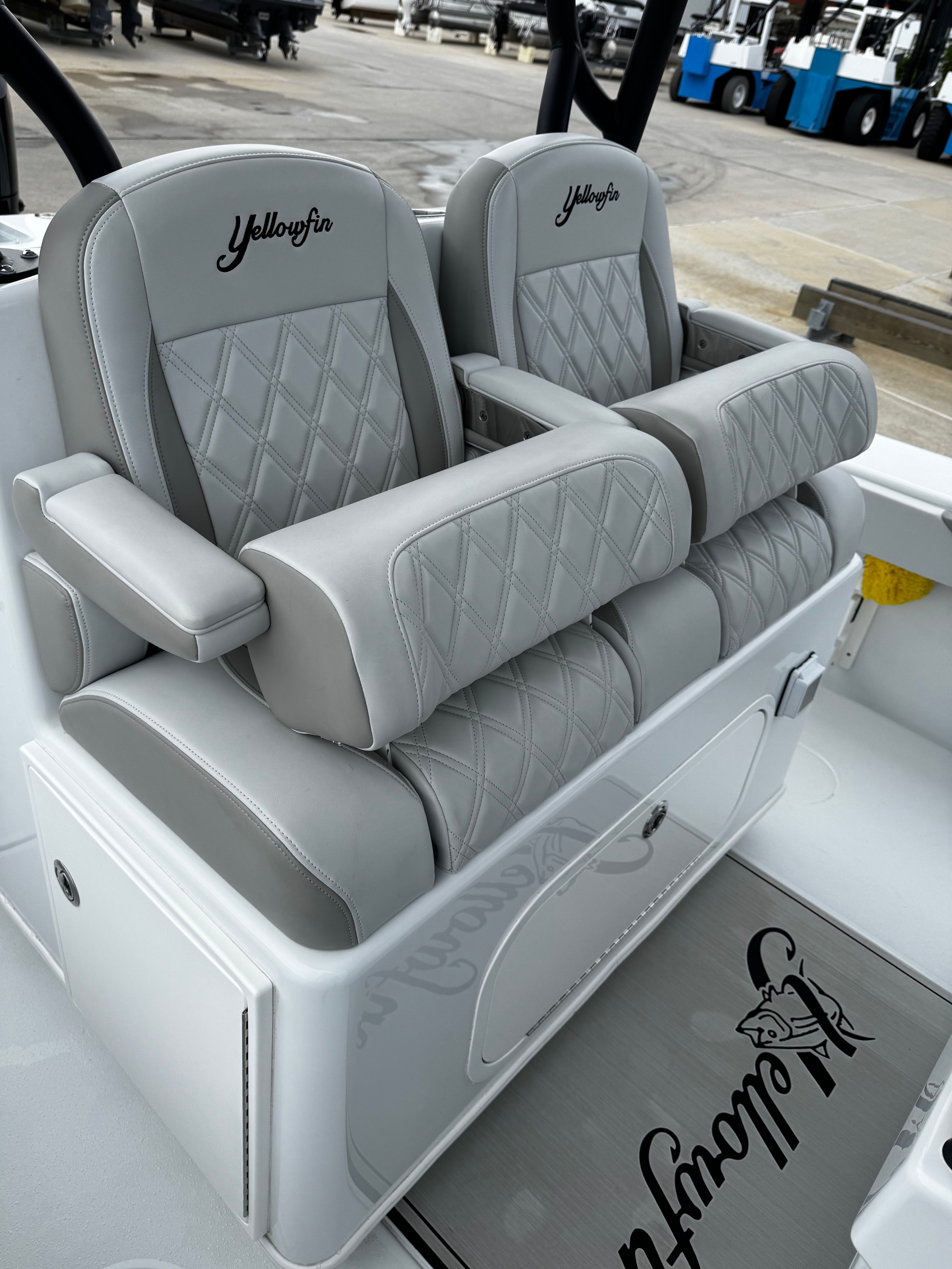 2024 Yellowfin 36 Offshore - 32