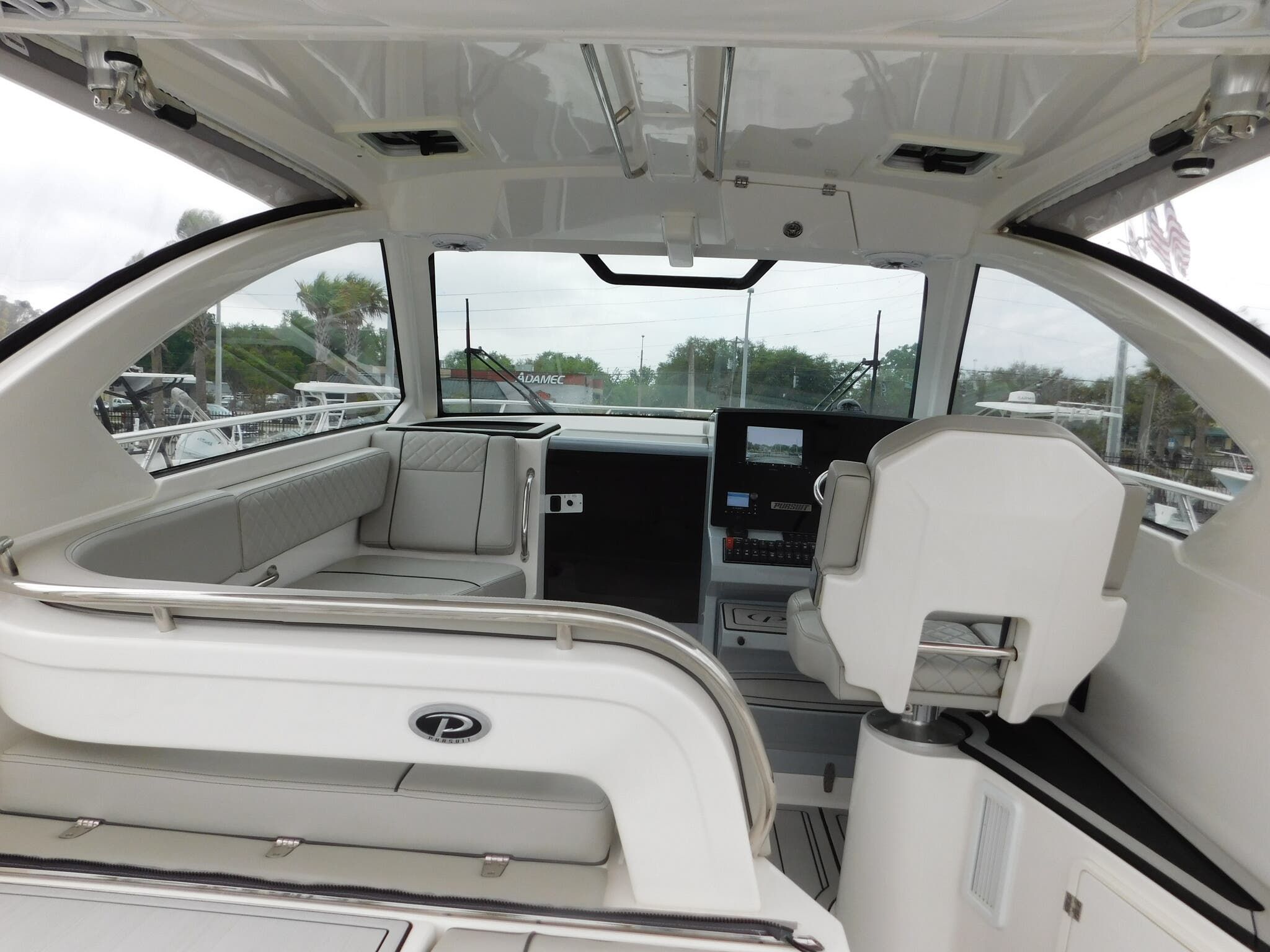 2023 Pursuit OS 325 Offshore - 19
